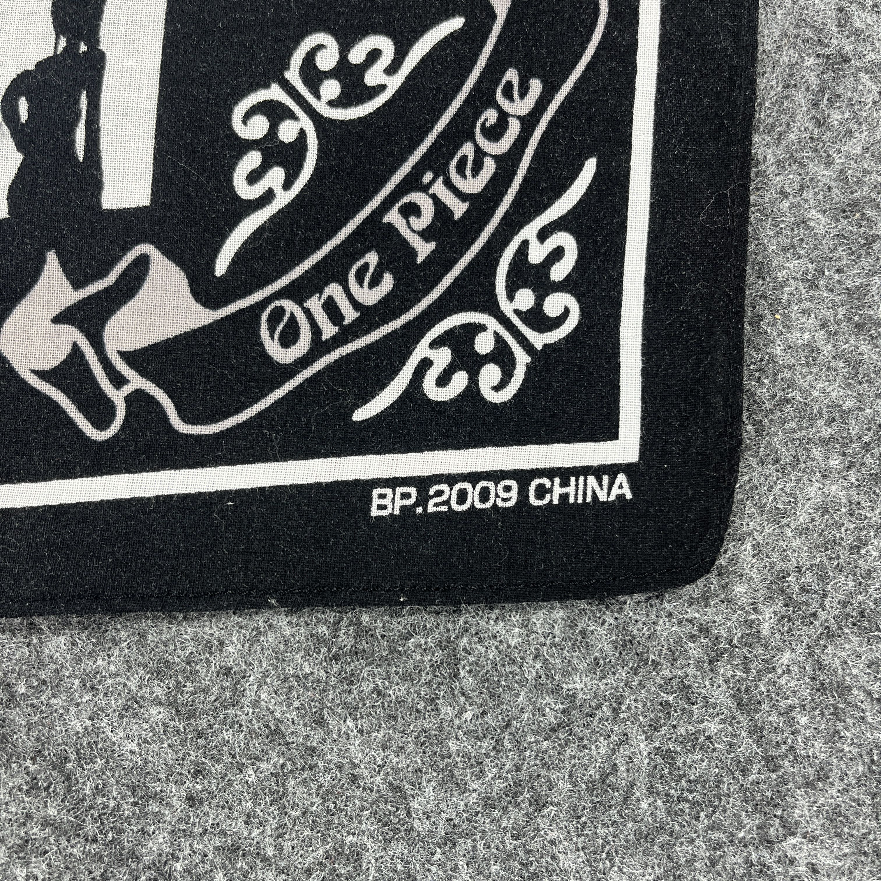 Anime × One Piece × Vintage One Piece Handkerchief / Bandana / Neckerchief B259 Size ONE SIZE - 2 Thumbnail