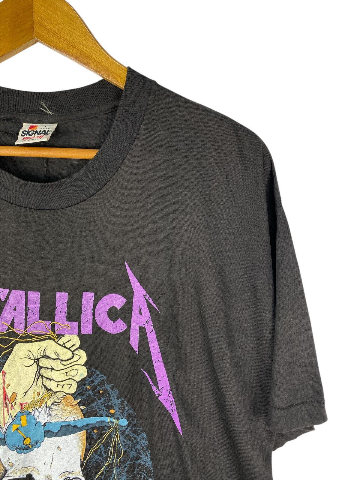 Metallica Rare🔥Vintage 80s Metallica Damaged Justice Pushead Shirt Size US L / EU 52-54 / 3 - 5 Thumbnail