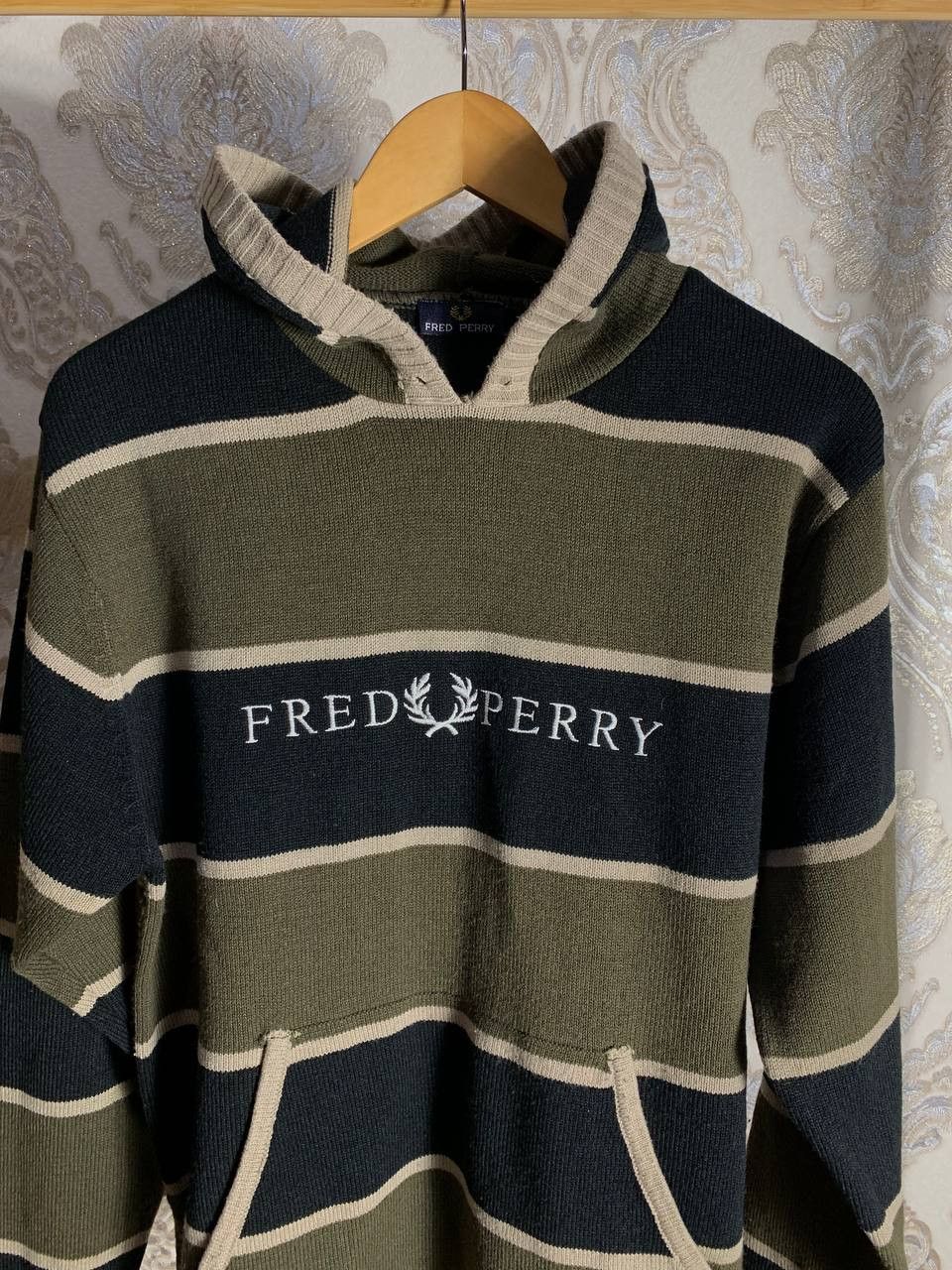 Fred Perry Vintage Fred Perry Retro Designer Hoodie Casual Y2K 90s Size US L / EU 52-54 / 3 - 2 Thumbnail