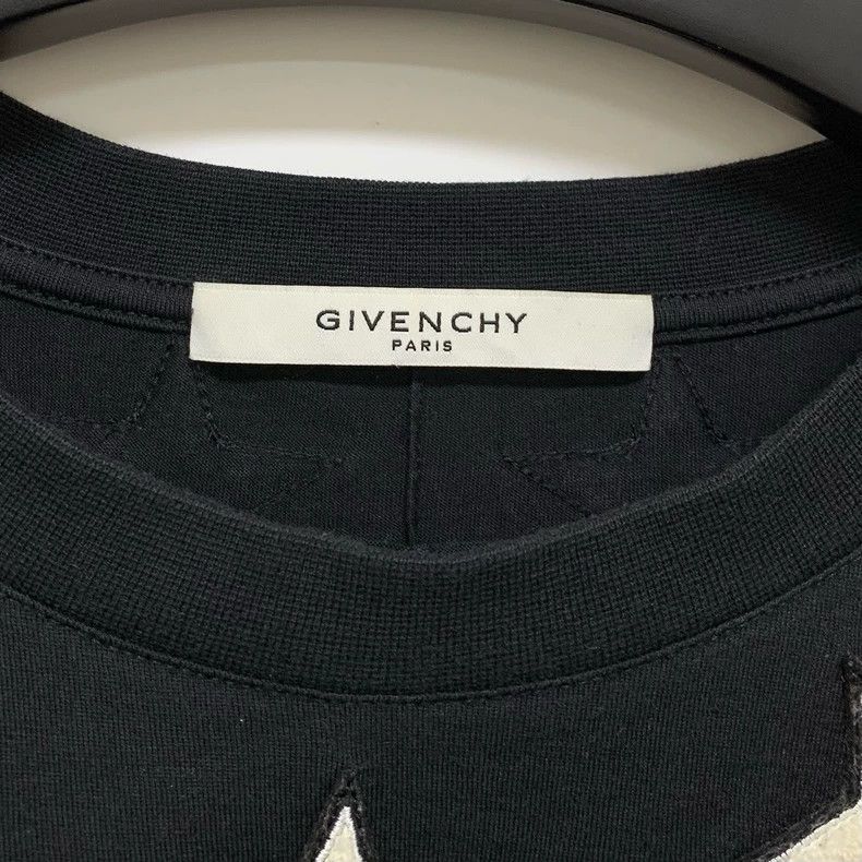 Givenchy Givenchy Classic Black Short Sleeve T-Shirt 2506-Nextarrow Size US XXL / EU 58 / 5 - 2 Thumbnail