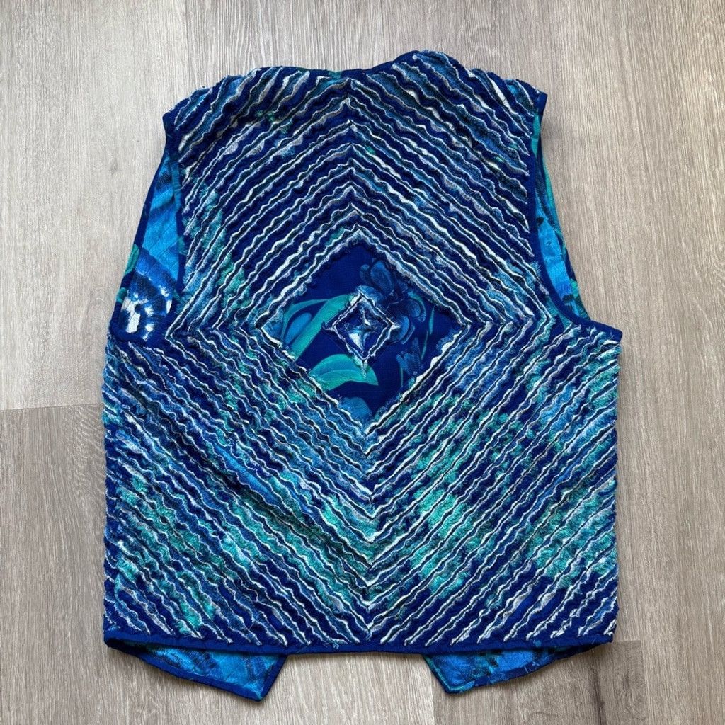 The Unbranded Brand Navy Blue Textured Vest for Layering Size L / US 10 / IT 46 - 2 Thumbnail