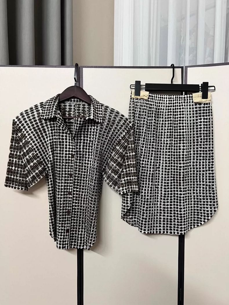 Issey Miyake Issey Miyake size:3 Polka dot skirt Size 42" / US 20 - 2 Thumbnail