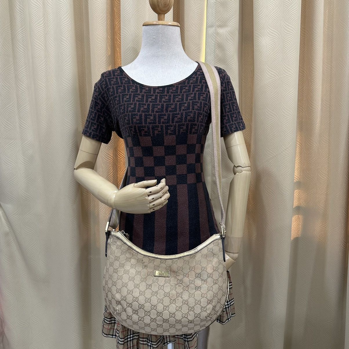 Gucci GUCCI GG HALF MOON CANVAS CROSSBODY BAG 18 Size ONE SIZE - 21 Thumbnail