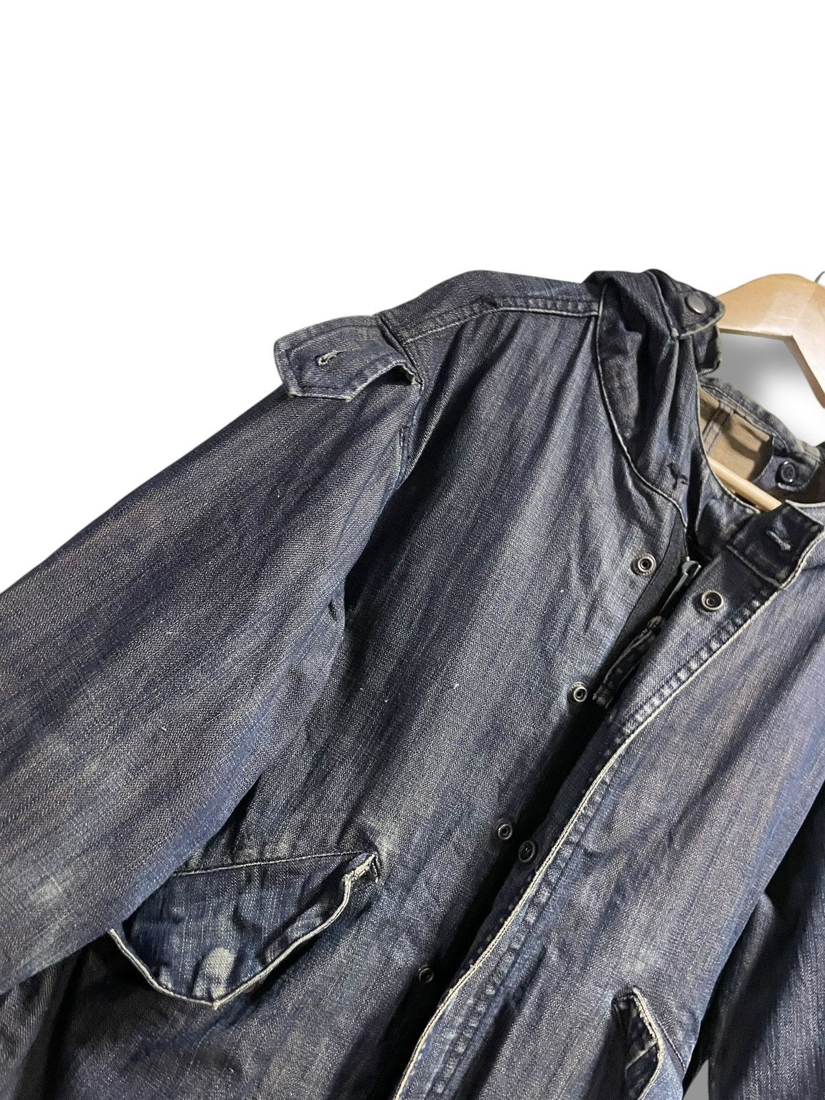 Levi's Vintage Levis Long Denim Jacket (68) Size US L / EU 52-54 / 3 - 2 Thumbnail