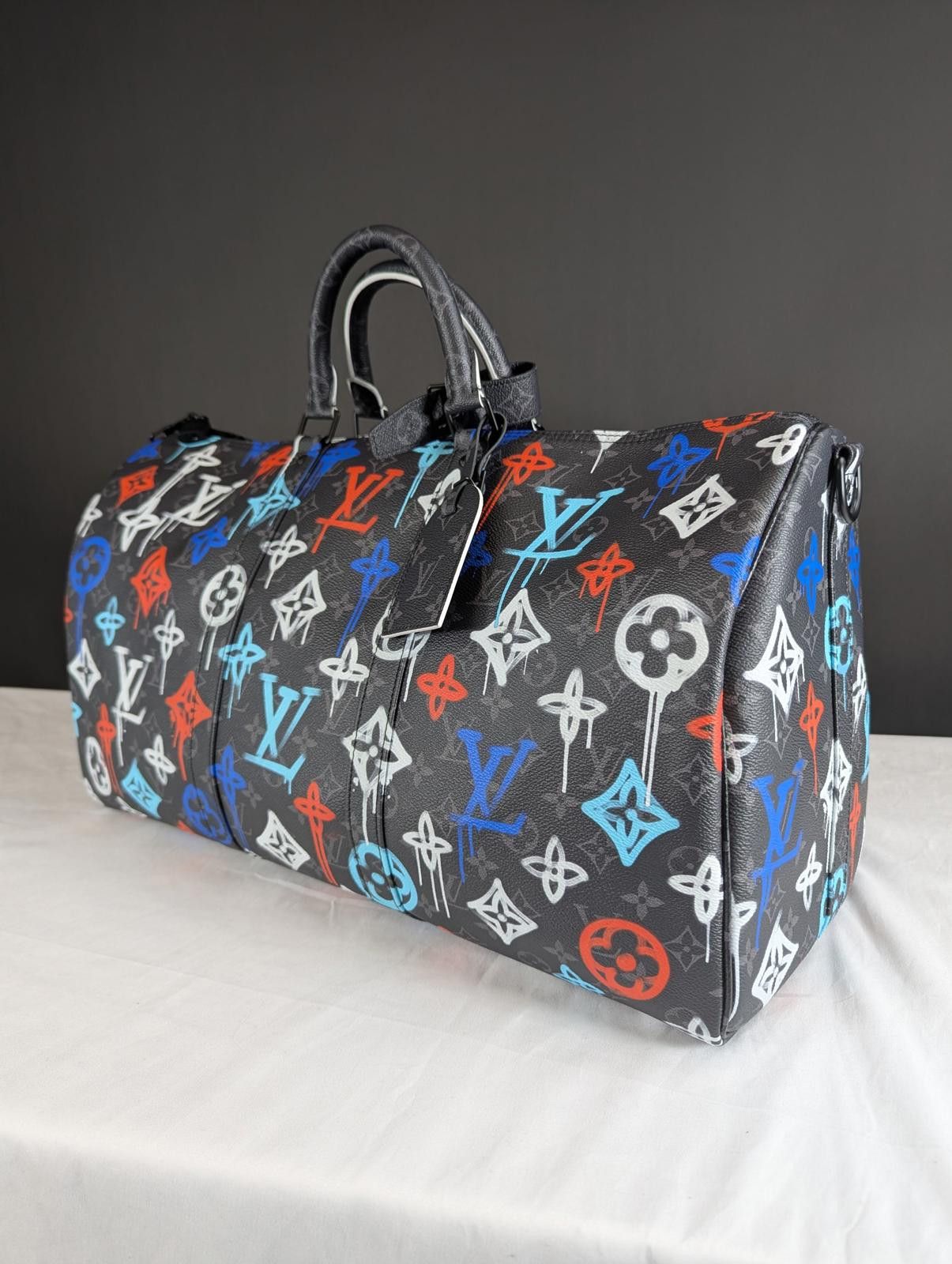 Louis Vuitton LOUIS VUITTON KEEPALL BANDOULIÈRE 50 - GRAFFITI MONOGRAM Size ONE SIZE - 4 Thumbnail