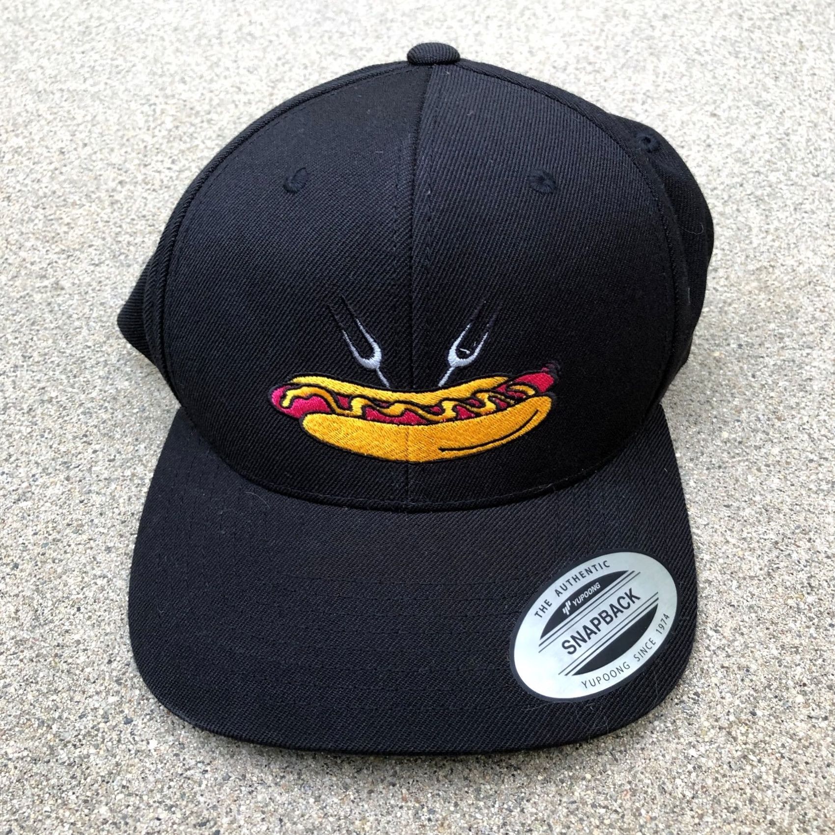 Vintage YUPOONG Hot Dog BBQ Snapback Hat Men's One Size Summer Cap Wool Blend Black Size ONE SIZE - 7 Thumbnail