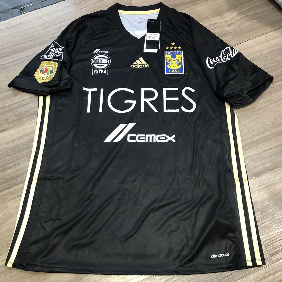 Adidas × Sportswear Tigres UANL 16/17 third away shirt #10