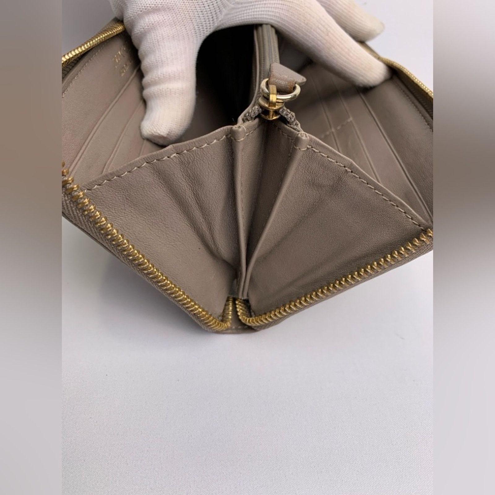 Jimmy Choo Jimmy Choo Filipe Star-Studded Brown Leather Zip Long Wallet Size ONE SIZE - 6 Thumbnail