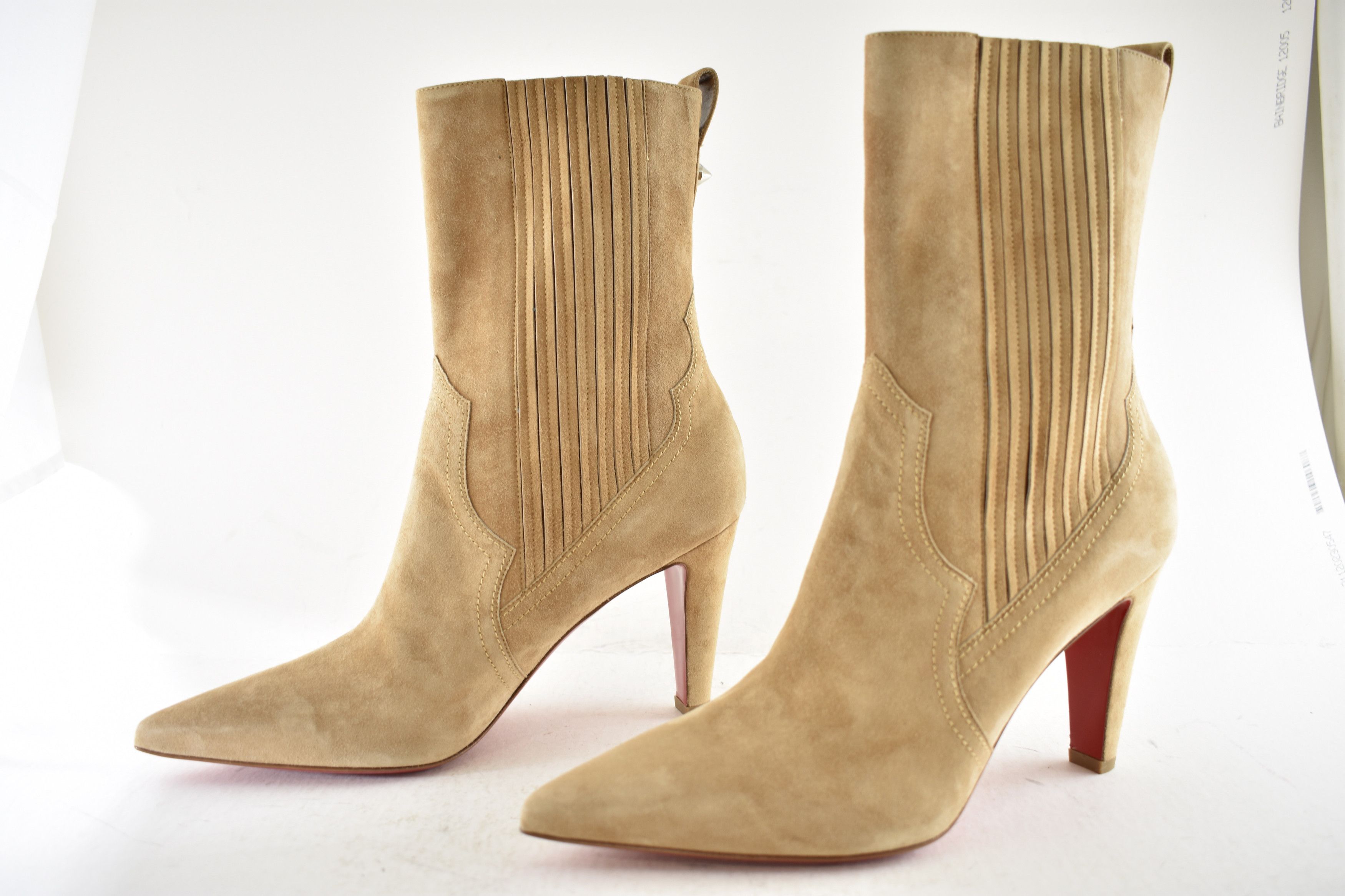 Christian Louboutin Santigag 85 Lionne Beige Suede Western Ankle Heel Boot 39.5 Size US 9.5 / IT 39.5 - 12 Thumbnail