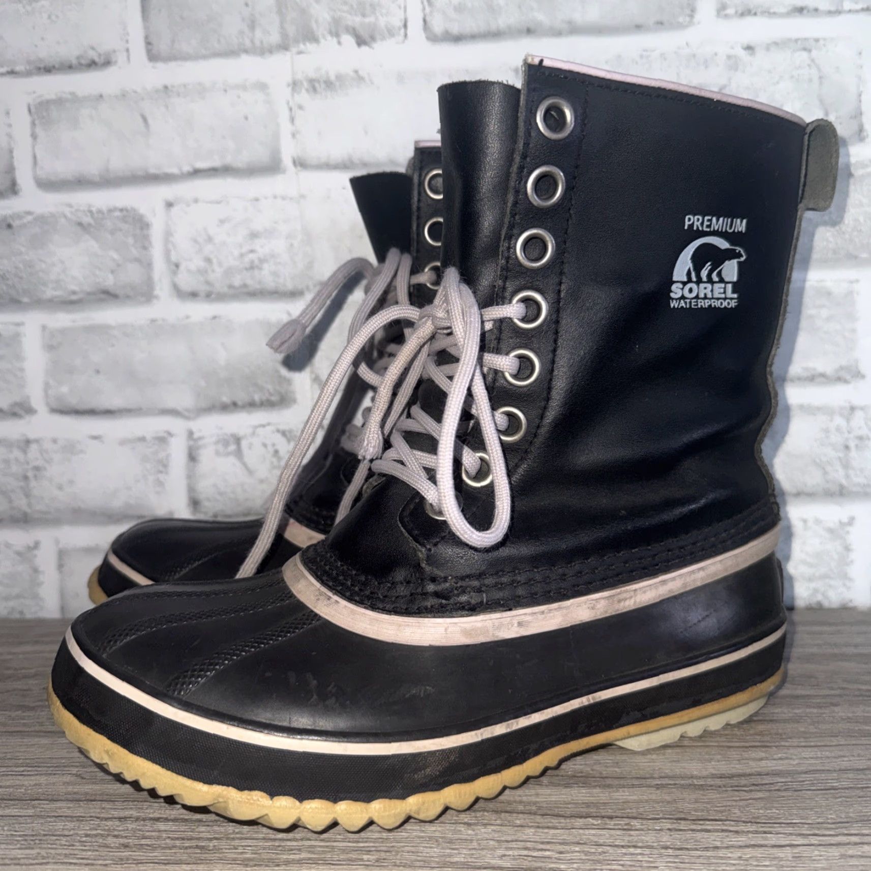 SOREL Sorel Boots Womens Size 7 Black Water Proof Insulated Size US 7 / IT 37 - 2 Thumbnail