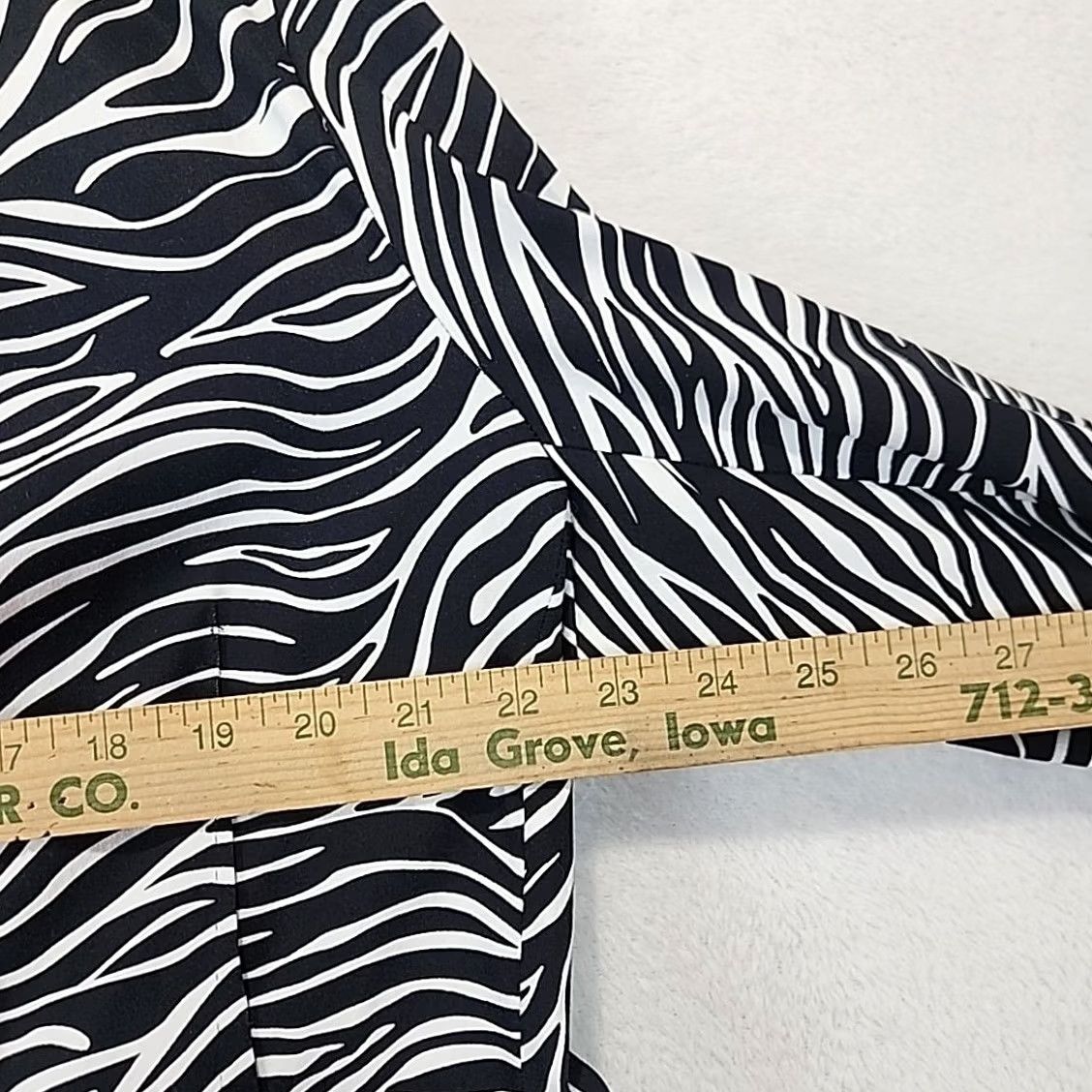 Vintage Notations Women's Plus Size 2X Black White Zebra Print Blazer Shirt Blazer Women 2X Zebra Print with Pockets XL 2X Size XXL / US 16-18 / IT 52-54 - 5 Thumbnail