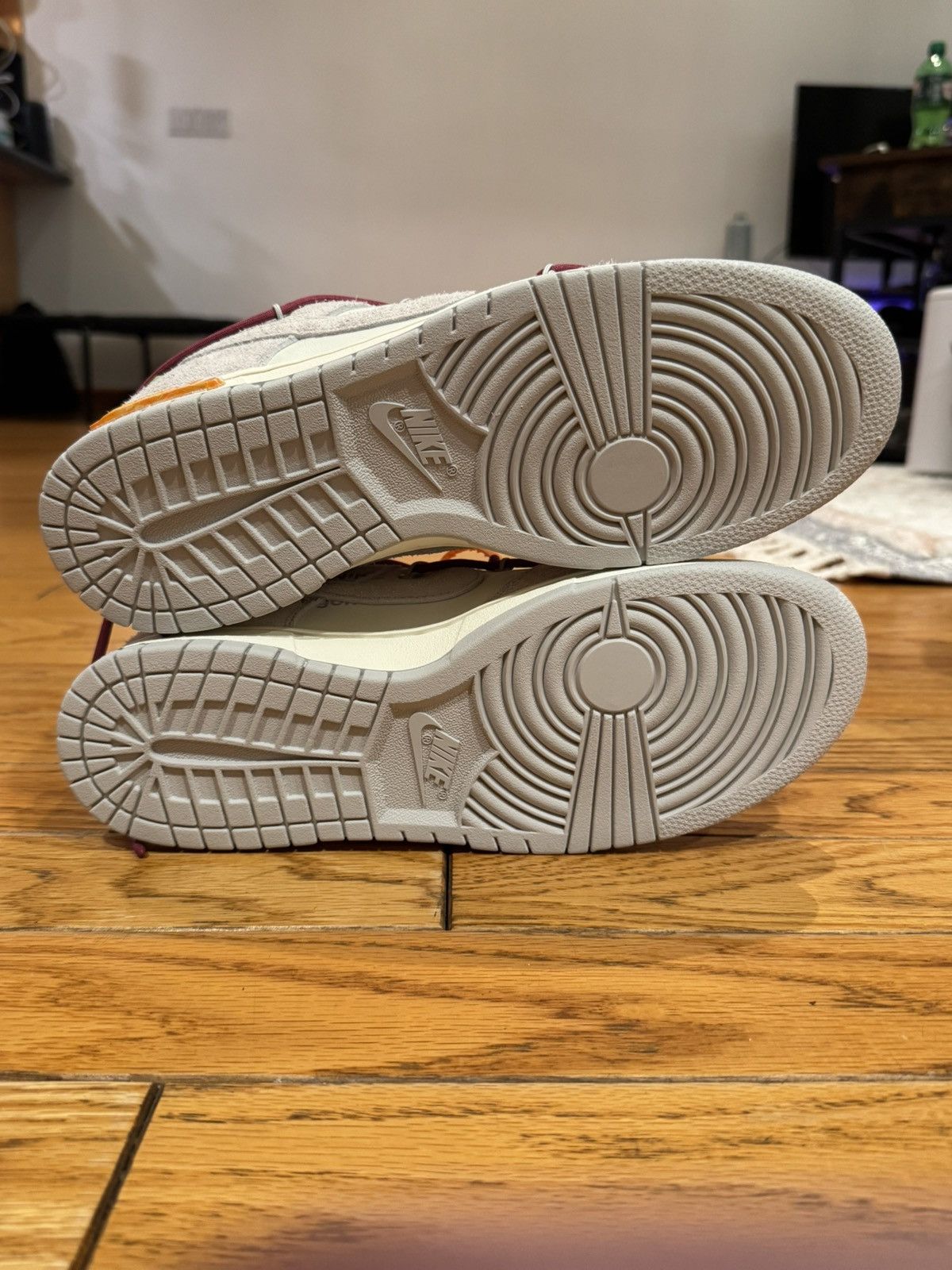 Nike × Off-White Nike x Off White Dunk Low ‘Lot 35’ Size US 10 / EU 43 - 6 Thumbnail