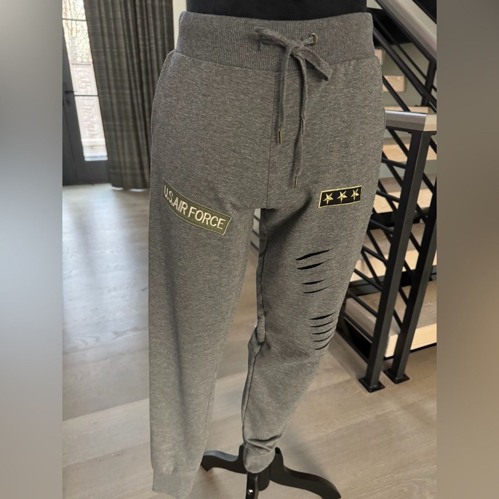Other New Gray Joggers with Air Force Patch size XS Size 25" / US 0 / IT 36 - 2 Thumbnail