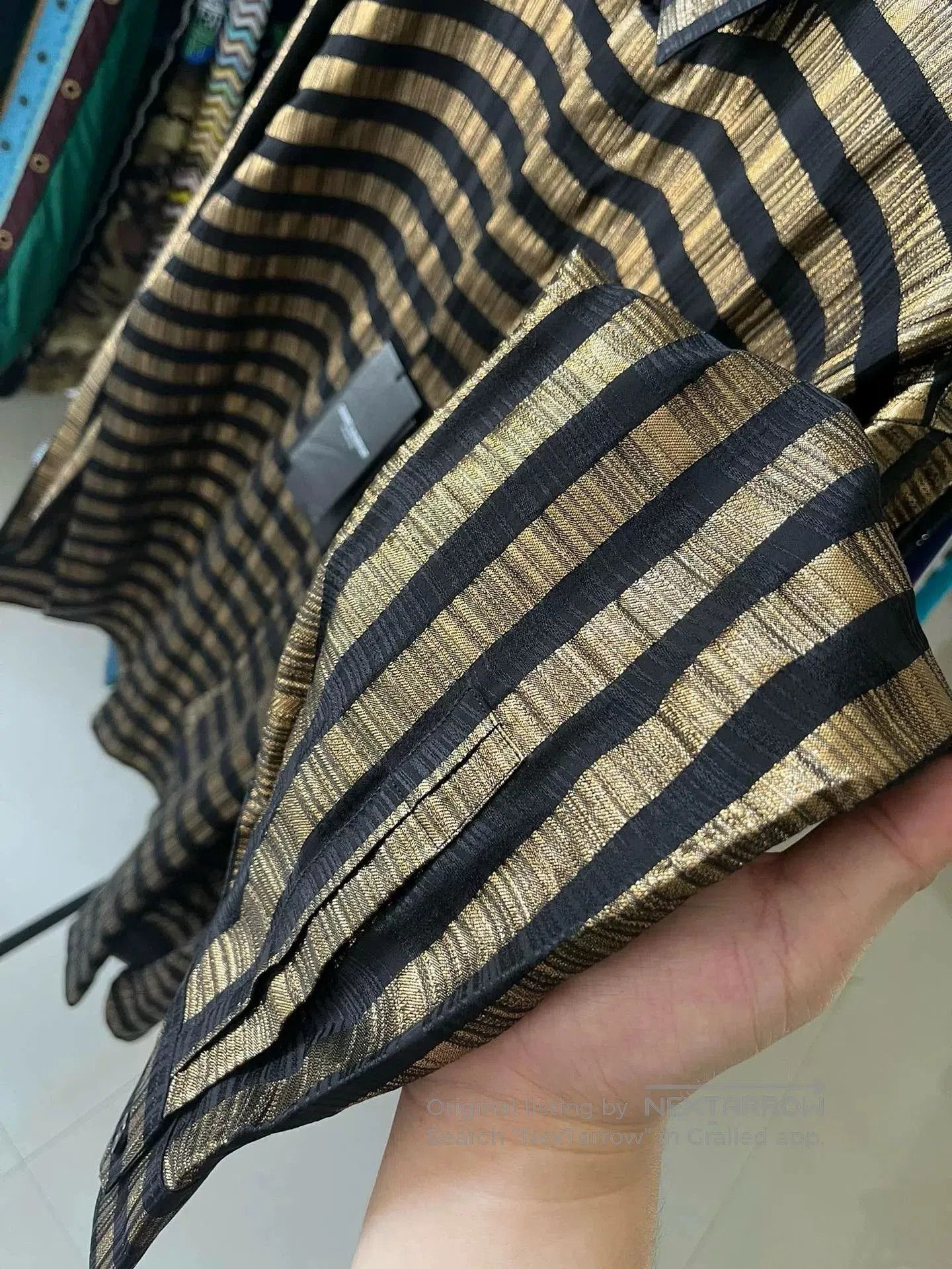 Saint Laurent Paris Saint Laurent Runway Black Gold Striped Silk Shirt. Size US XXS / EU 40 - 4 Thumbnail