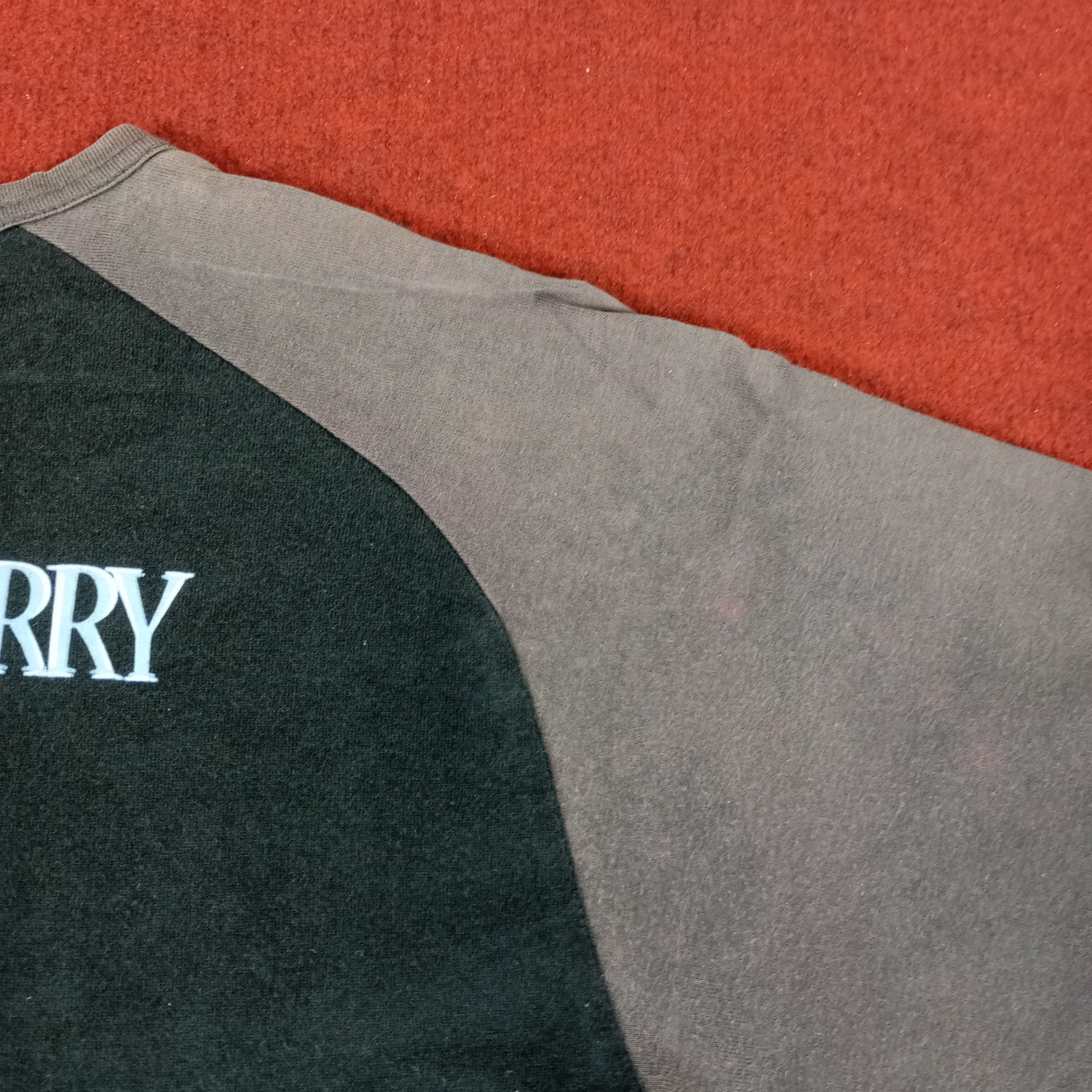 Burberry × Vintage Burberry Black Label Surfing Design Style Tshirt Size US M / EU 48-50 / 2 - 6 Thumbnail