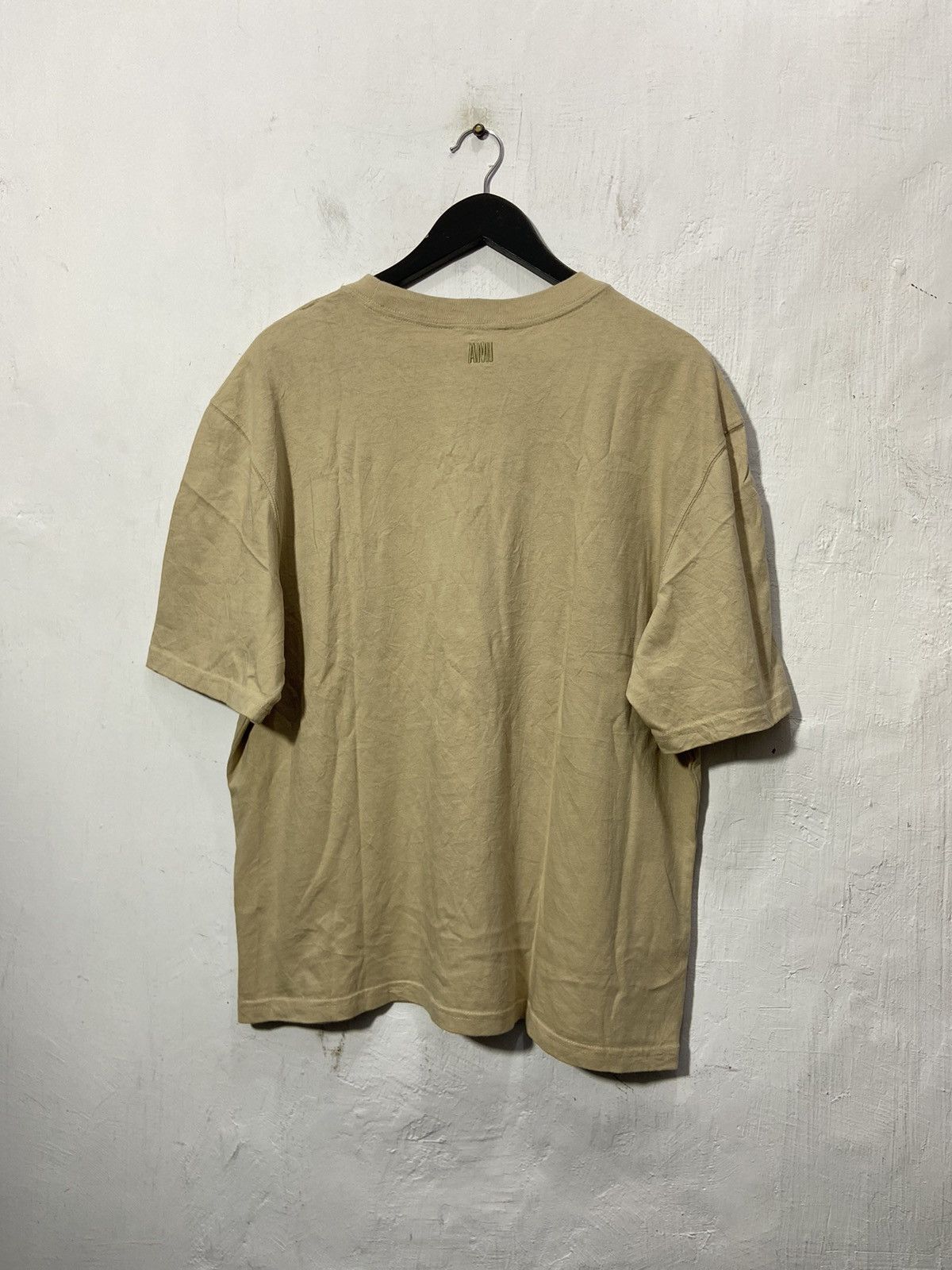 AMI Ami Paris De Coeur Embroidered Logo Tshirt Beige Size US L / EU 52-54 / 3 - 9 Thumbnail