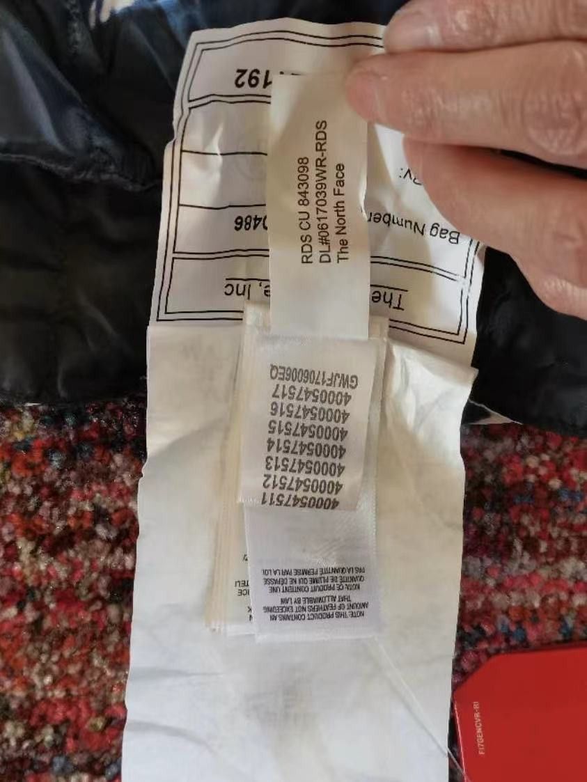 Supreme × The North Face BRAND NEW* Supreme®/The North Face® Mountain Nupste Blanket Size ONE SIZE - 12 Thumbnail