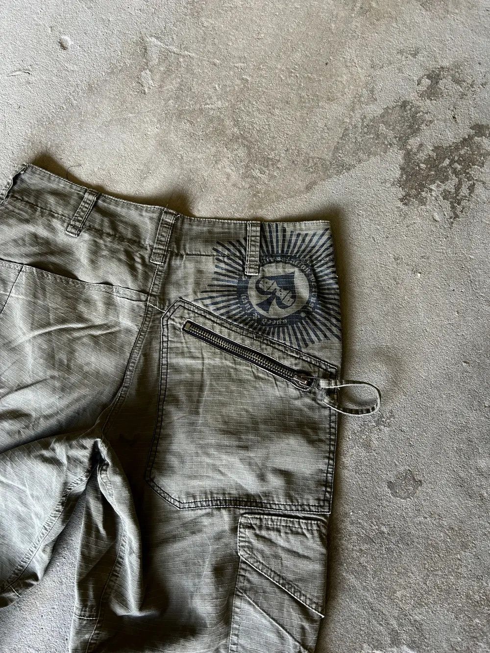 Japanese Brand Vintage Balenciaga Junya Watanabe Bondage Cargo Pant Size US 30 / EU 46 - 6 Thumbnail