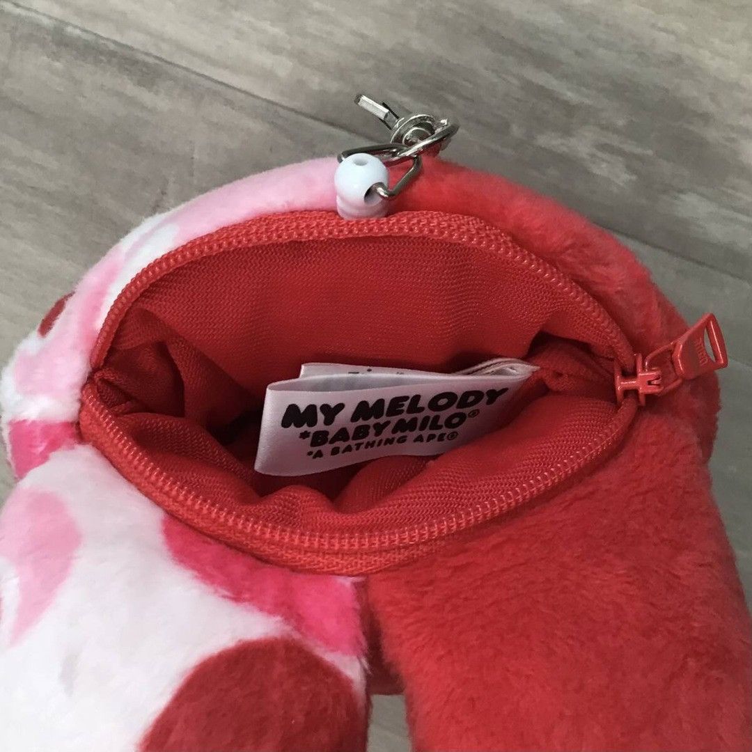 Bape BAPE × Sanrio My Melody Shark Plush Doll Pouch a bathing ape Size ONE SIZE - 3 Thumbnail