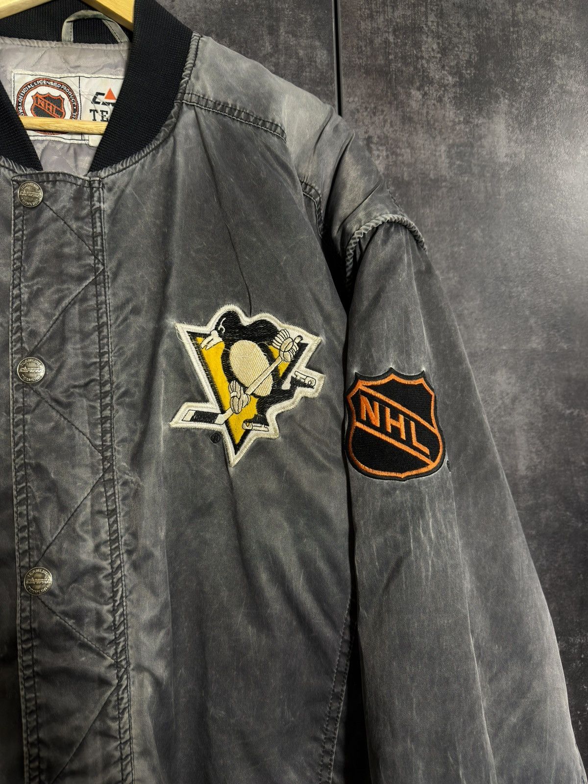 Other Vintage 90s NHL Pittsburgh Penguins Bomber Jacket Supreme Size US XL / EU 56 / 4 - 6 Thumbnail