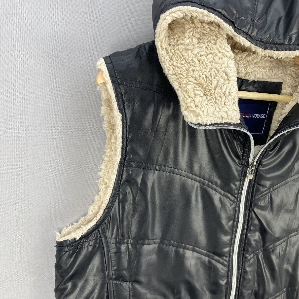 Japanese Brand Vintage 00s Virgin Voyage Puffer Vest Size US S / EU 44-46 / 1 - 2 Thumbnail