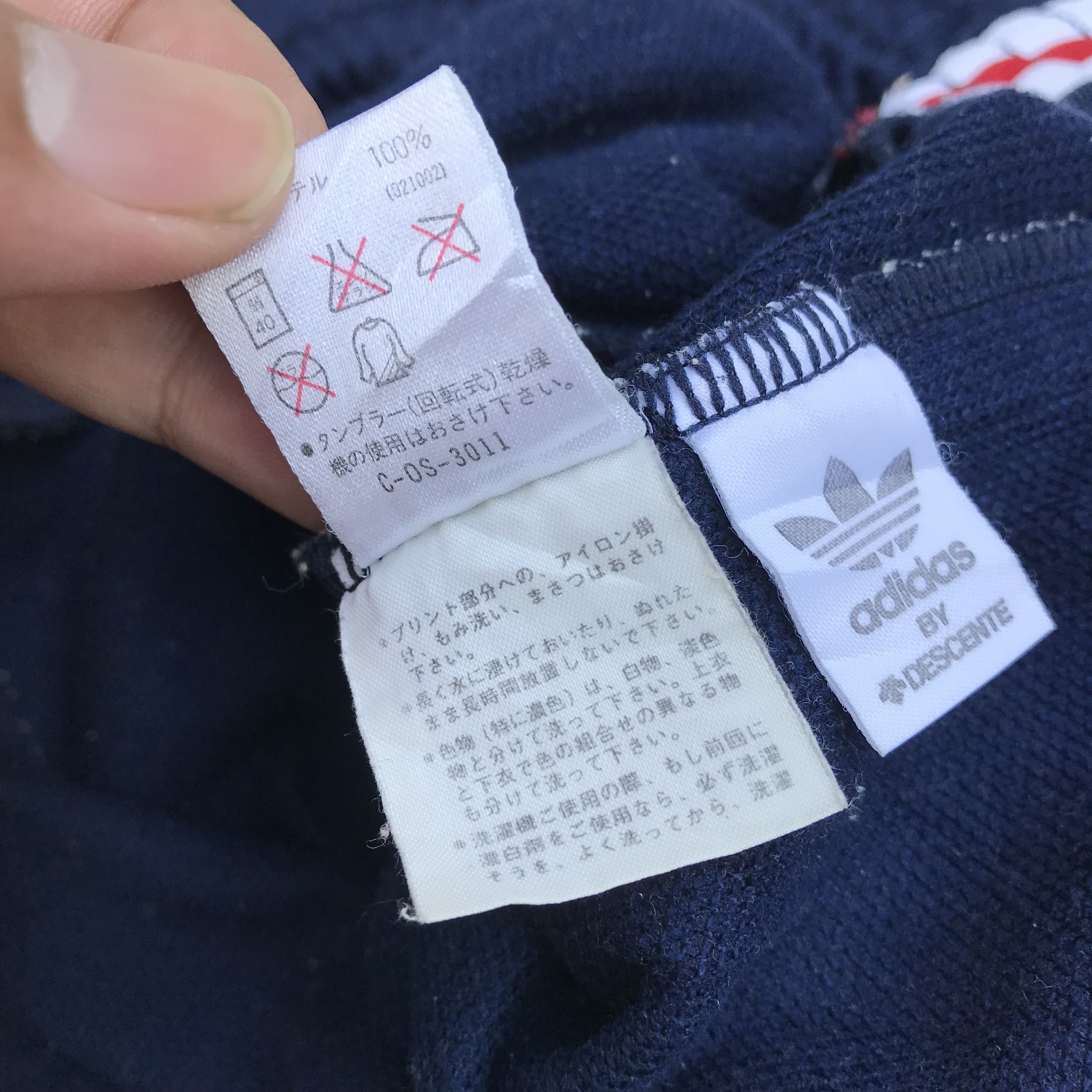 Adidas Adidas Originals Short pants Trainner Trackpants shorts navy Size US 34 / EU 50 - 15 Thumbnail