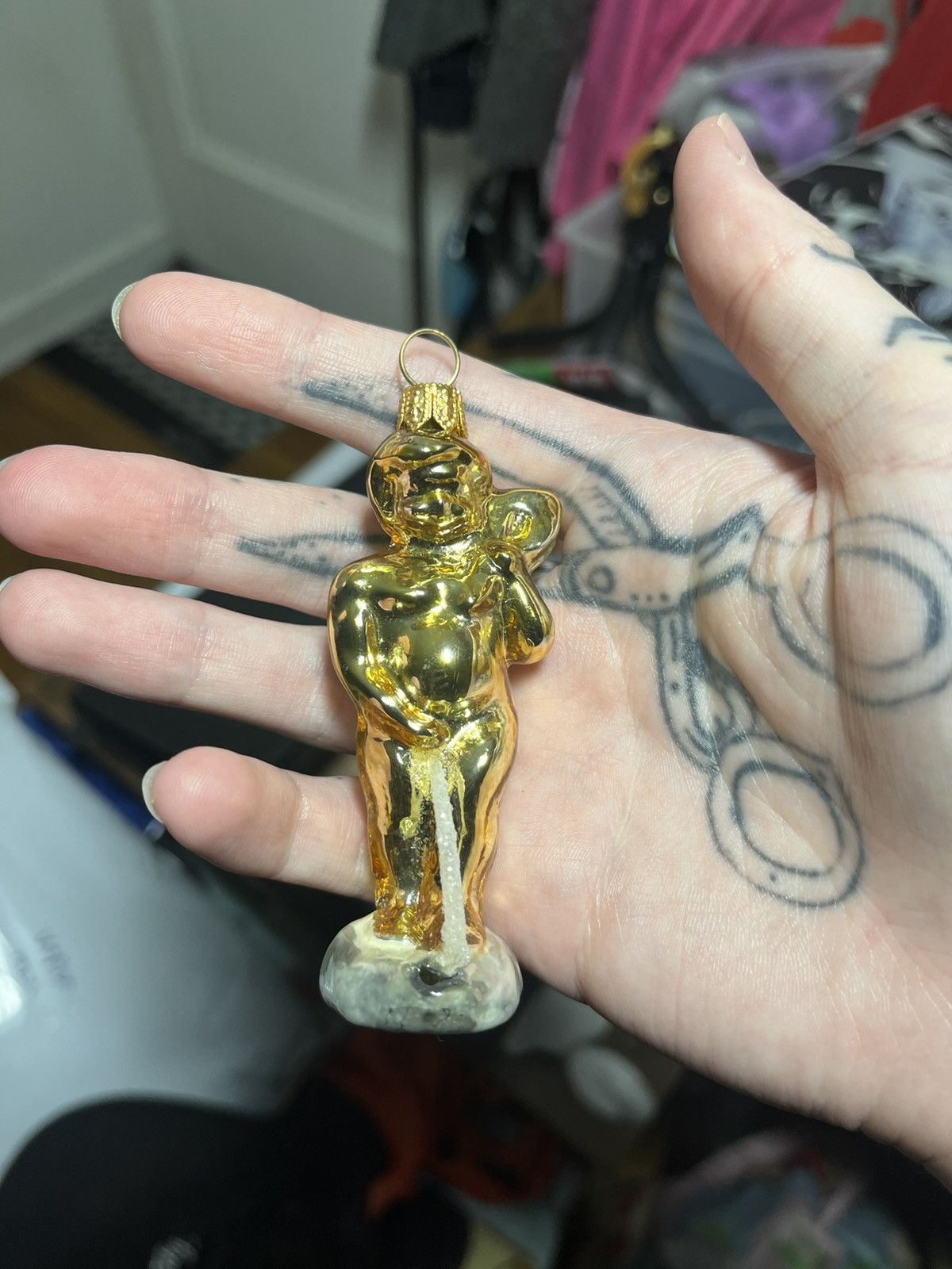 Palace Palace baby pee statue Christmas tree ornament Size ONE SIZE - 1 Thumbnail