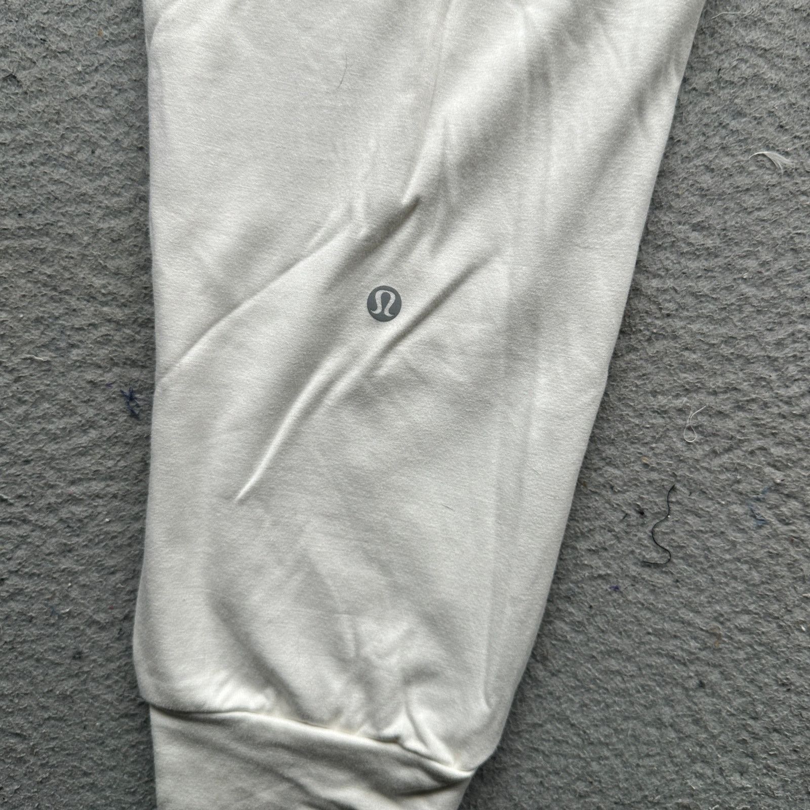 Lululemon Lululemon Lightweight Jogger Sweatpants Womens Size 4 Size 27" / US 4 / IT 40 - 2 Thumbnail