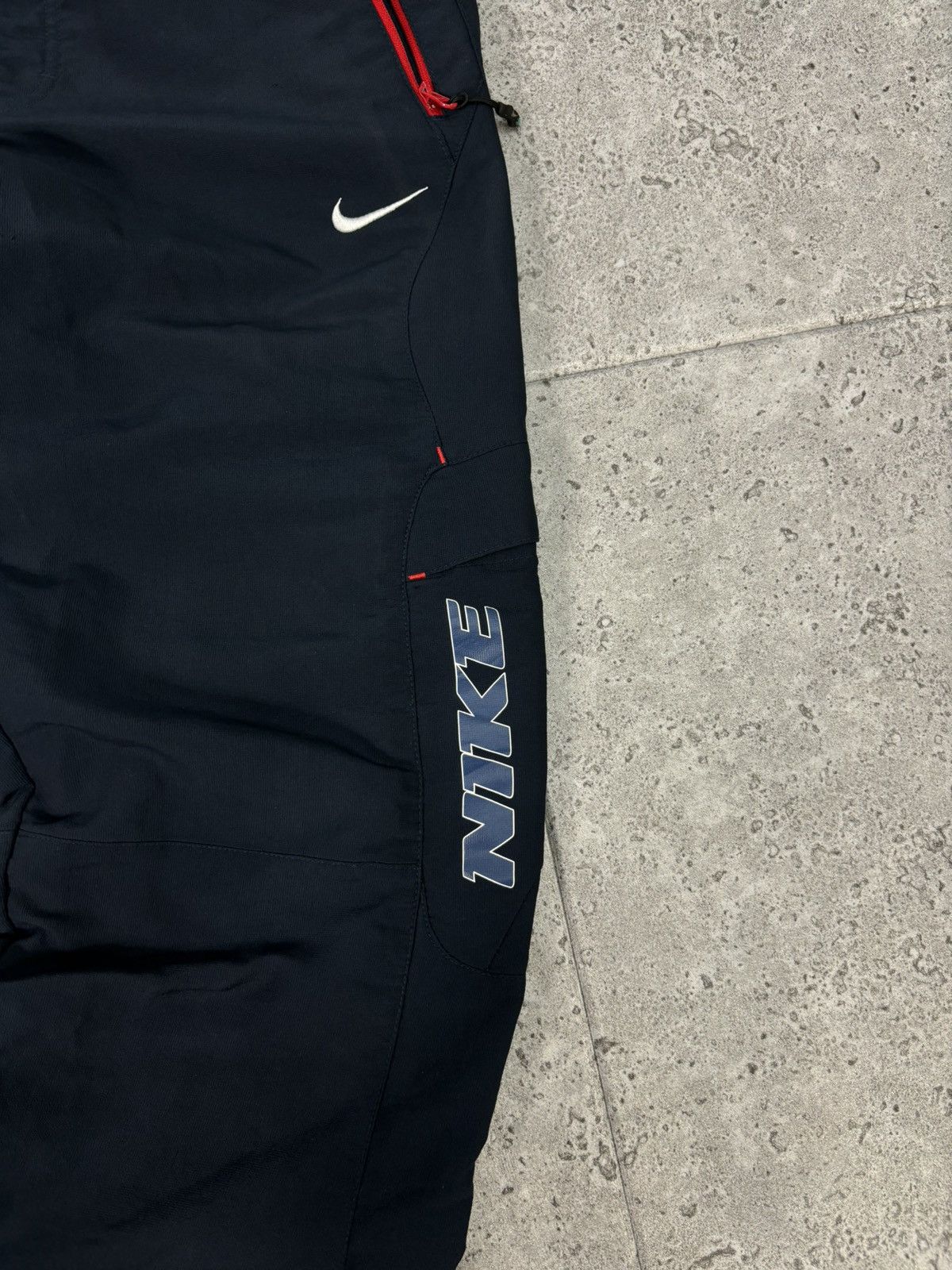 Nike × Vintage 00s Baggy Vintage Nike Track Pants Swoosh Logo Blockcore Size US 32 / EU 48 - 7 Thumbnail