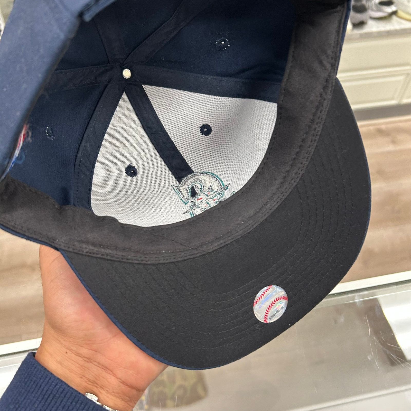 New Era Seattle Mariners Strapback MLB Navy S Compass Logo Hat Cap Size ONE SIZE - 6 Thumbnail
