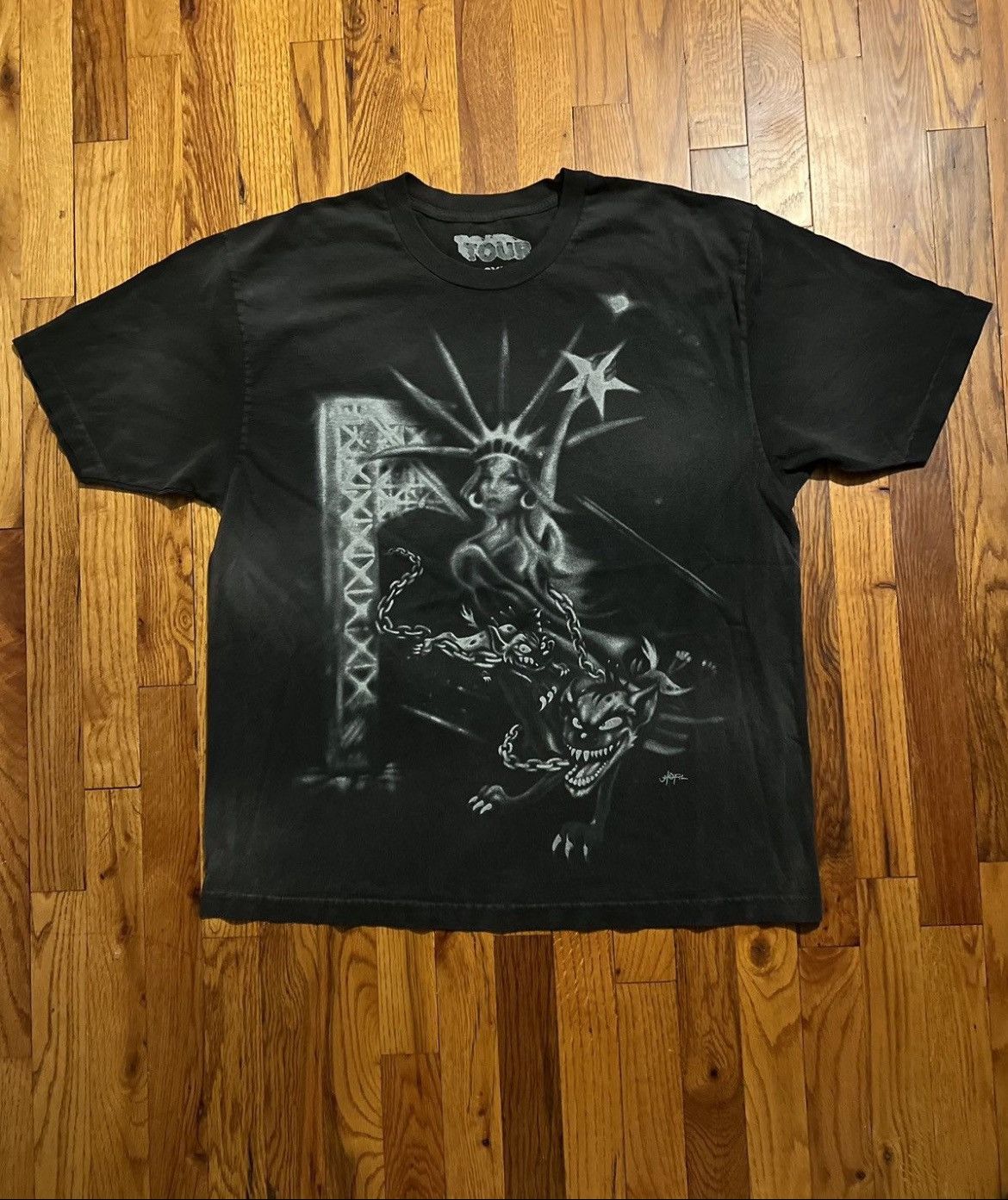 Travis Scott Exclusive MetLife Travis Scott Concert Tee Size US XXL / EU 58 / 5 - 1 Thumbnail