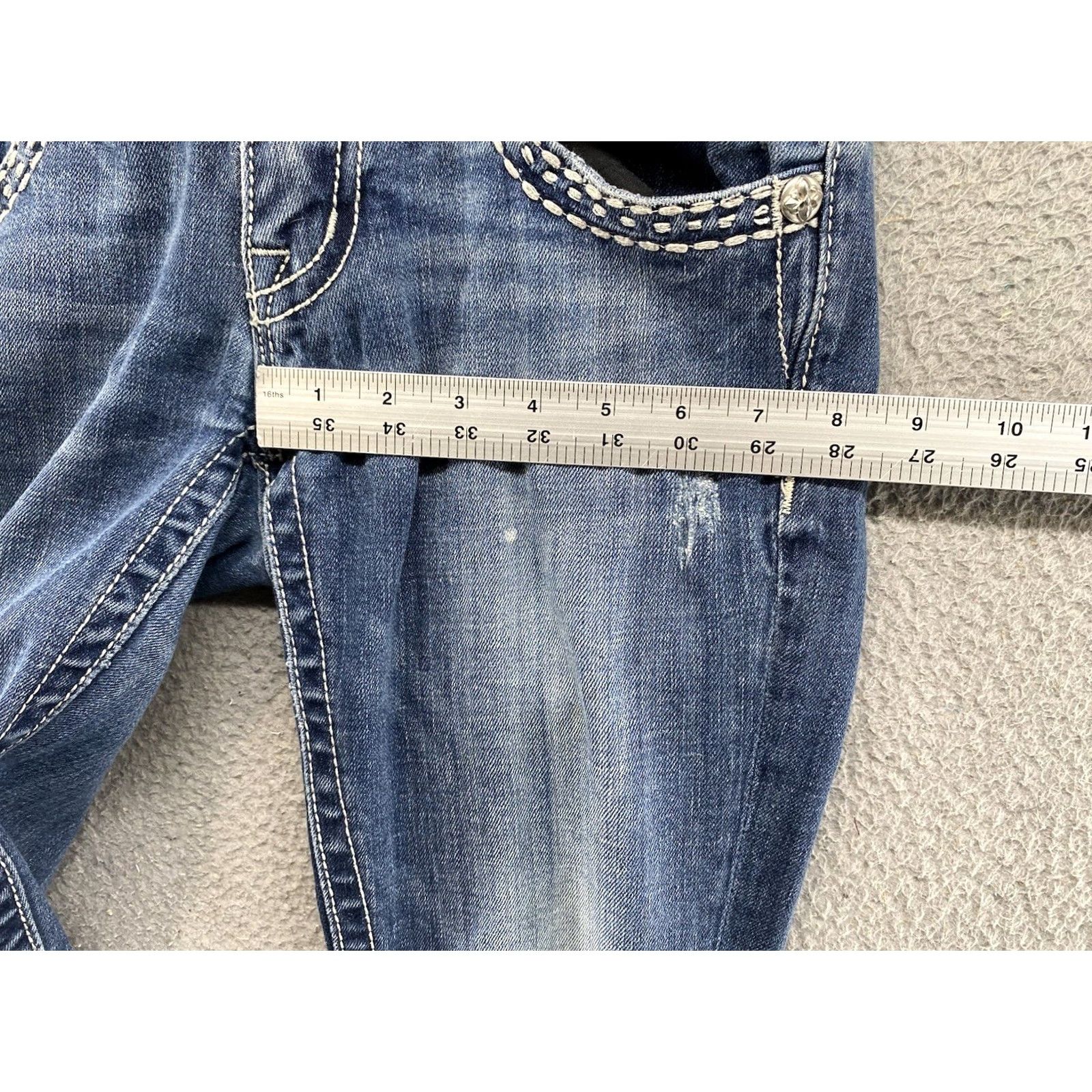 Miss Me Miss Me Jeans Skinny Flap Pocket Rhinestone Embroidered Beaded Jeans Women Size 26 Blue Denim Regular Girl Mens Womens Size 26" / US 2 / IT 38 - 7 Thumbnail