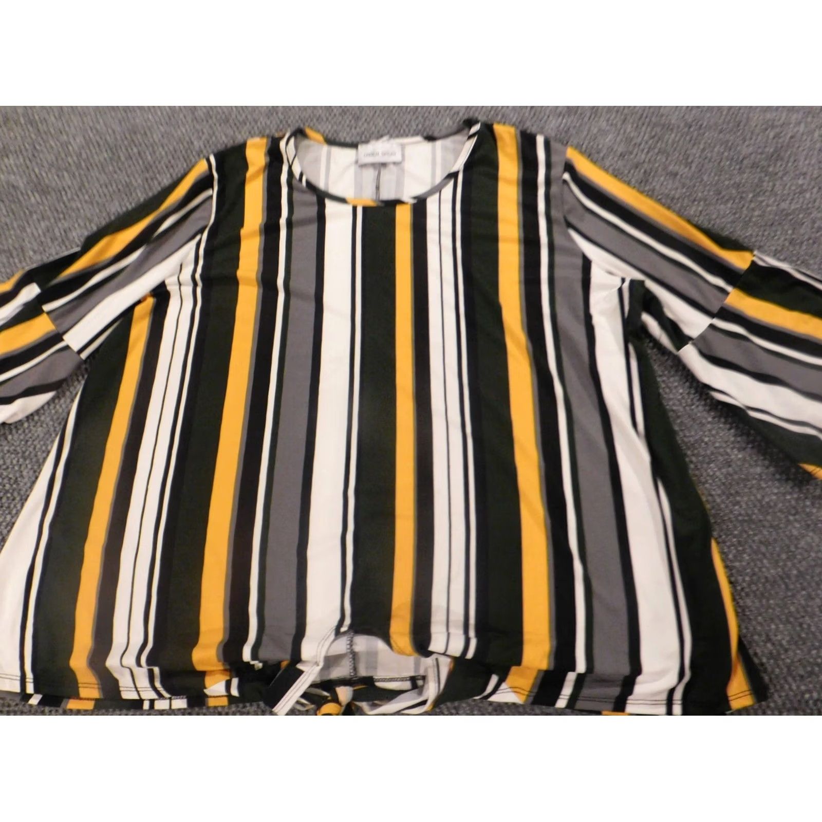Vintage Caren Sport Blouse Women 3XL Striped Yellow Black Pullover Round Neck Long Sleeve Casual Stretch Ru胥fle Polyester Rayon Regular Womens Size XXL / US 16-18 / IT 52-54 - 4 Thumbnail