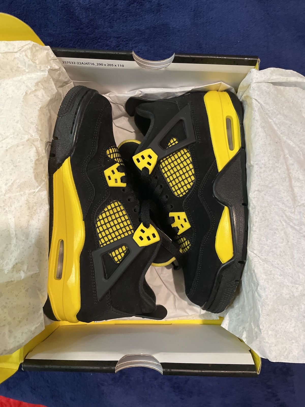 Nike Jordan 4 thunder Size US 4.5 / IT 34.5 - 3 Thumbnail