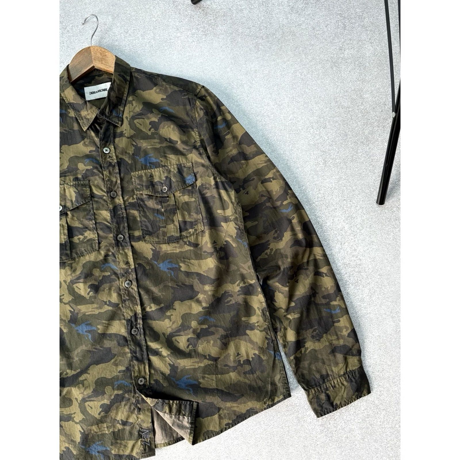 Zadig & Voltaire Zadig & Voltaire Camouflage Button Up Shirt Slim Fit Men’s Archive Size M-L Size US L / EU 52-54 / 3 - 5 Thumbnail