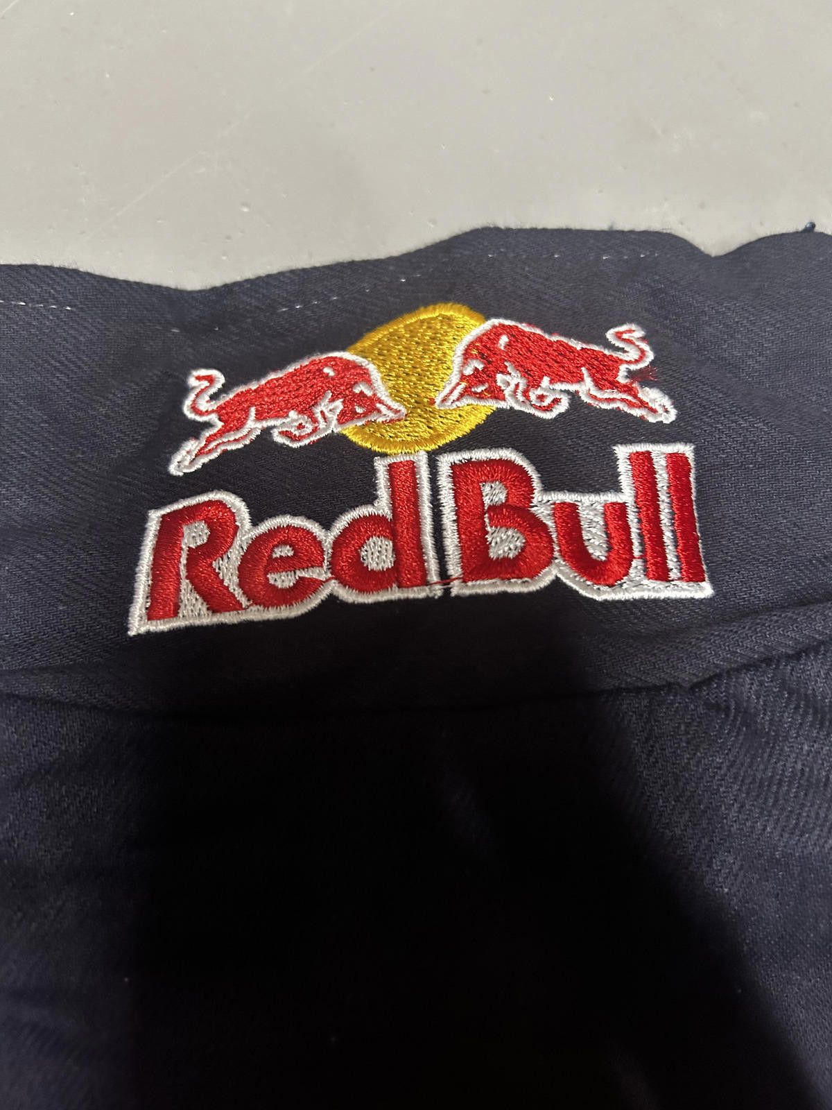 Red Bull Red Bull Racing Team Jacket - Authentic F1 Merchandise Size US L / EU 52-54 / 3 - 8 Thumbnail