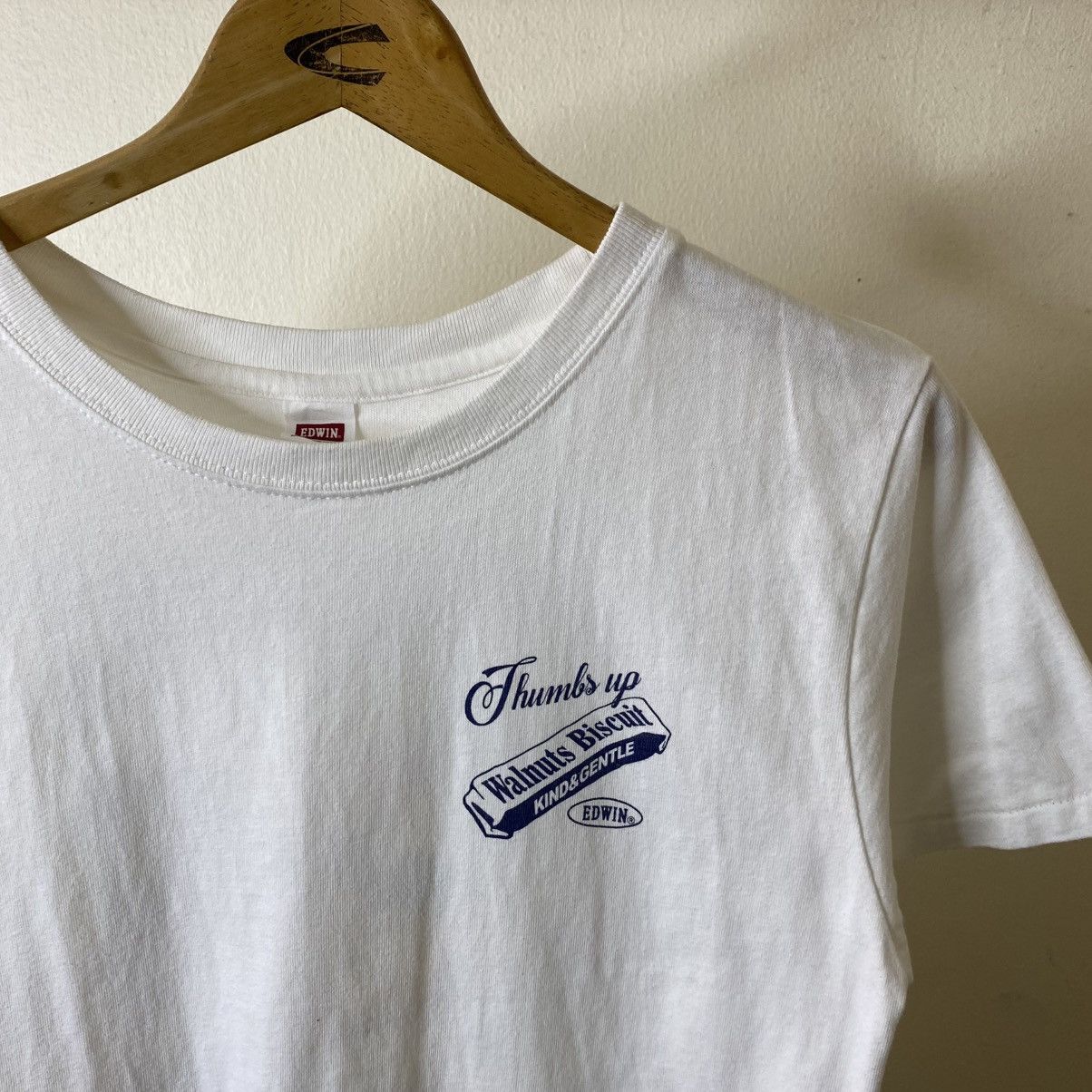 Edwin Vintage Y2K Edwin Walnuts Biscuits Rare Graphic Tshirt Size US M / EU 48-50 / 2 - 7 Thumbnail
