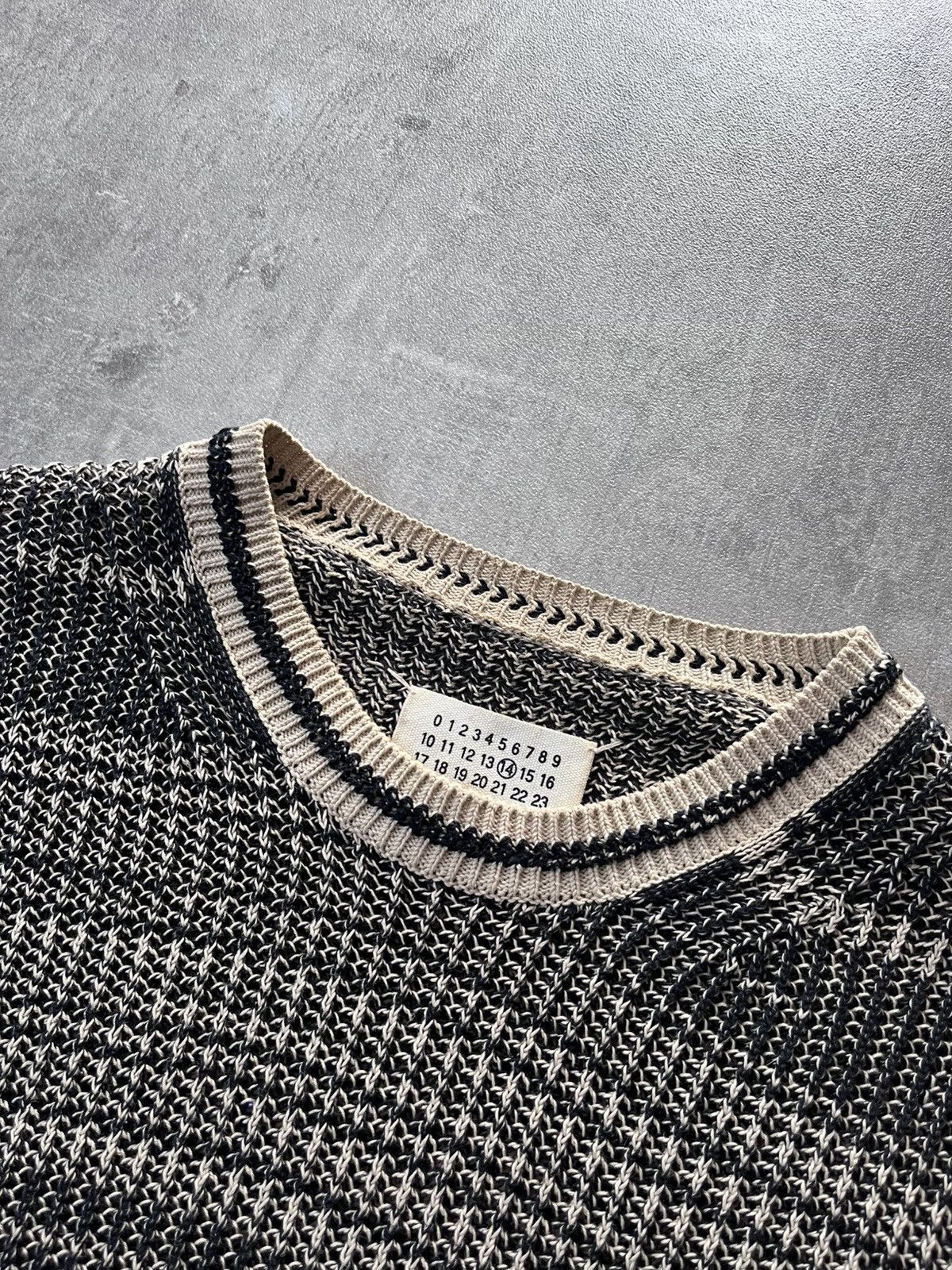 Maison Margiela Maison Margiela S/S 17 cotton beige black sweater Size US M / EU 48-50 / 2 - 6 Thumbnail