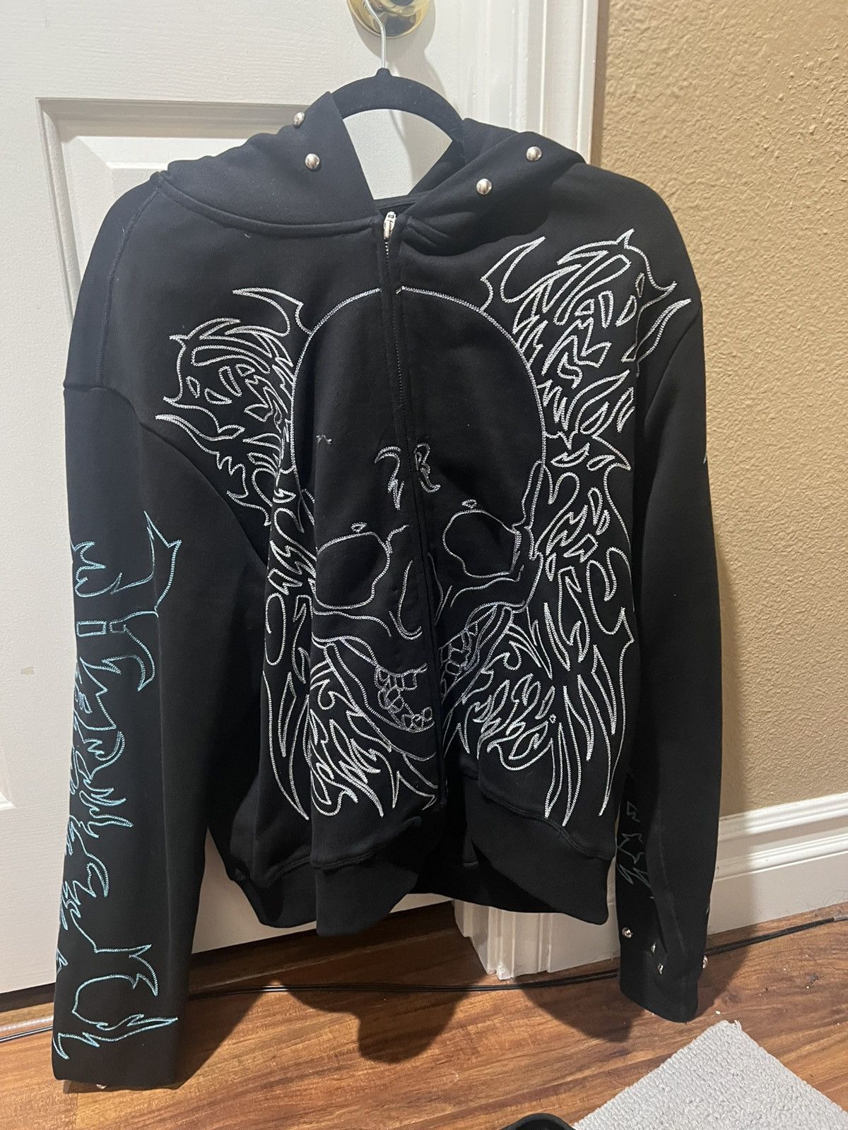 Revenge Revenge Embroidered Tribal Zip Up Skull Hoodie Black Size US S / EU 44-46 / 1 - 3 Thumbnail