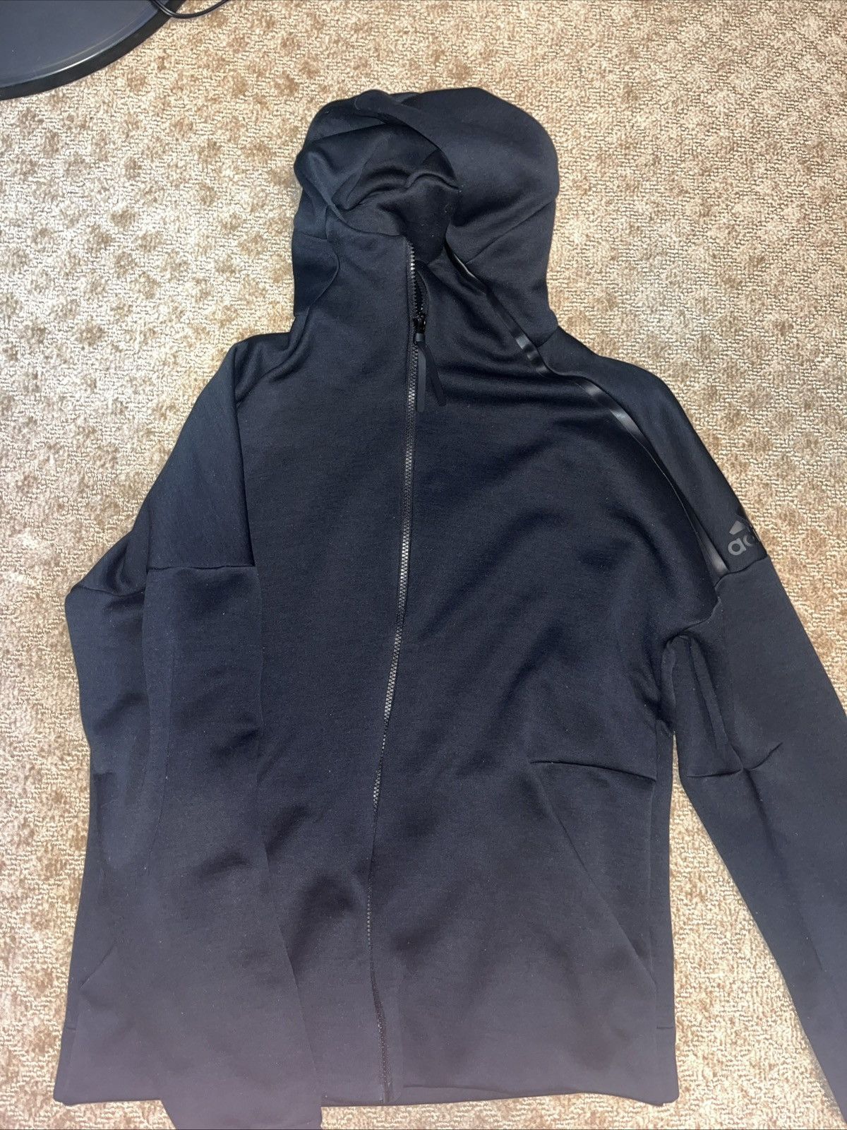 Adidas Adidas 2019 Tech Fleece Size US L / EU 52-54 / 3 - 1 Thumbnail