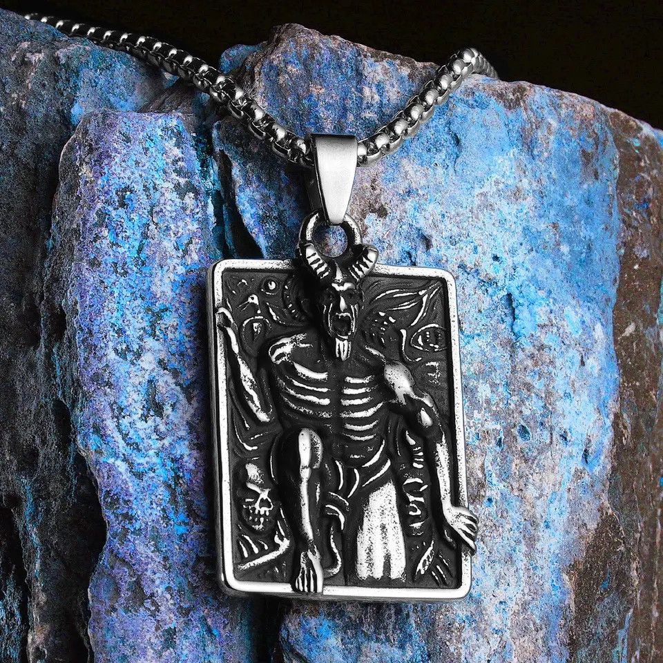 Jewelry Fallen Angel Devil Satan Amulet Pendant Necklace Size ONE SIZE - 1 Thumbnail