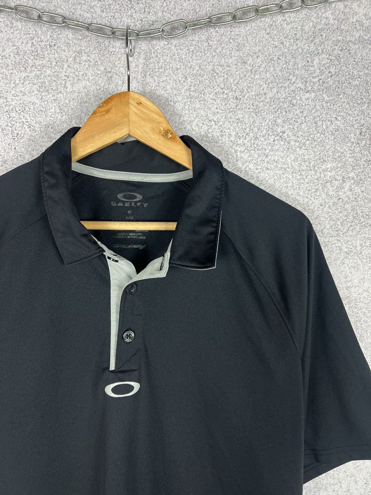 Vintage Vintage Oakley Center Logo Polo Tee Size US L / EU 52-54 / 3 - 2 Thumbnail