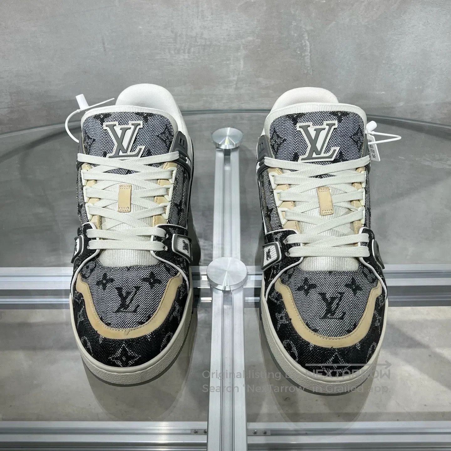 Louis Vuitton Louis Vuitton Trainer New Gray-and-White Jeans shoes Size US 8 / EU 41 - 2 Thumbnail