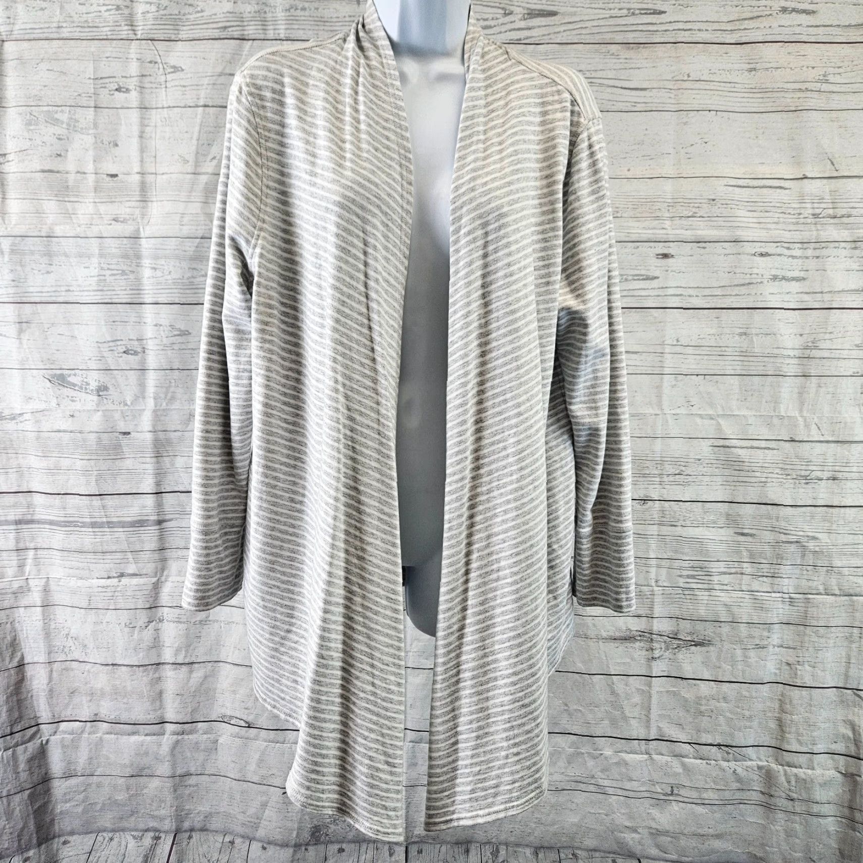 Vintage Chico's Zenergy Cardigan Womens Striped Open Front Cotton Blend L Gray Cardi Girls/ Womens Size L / US 10 / IT 46 - 2 Thumbnail