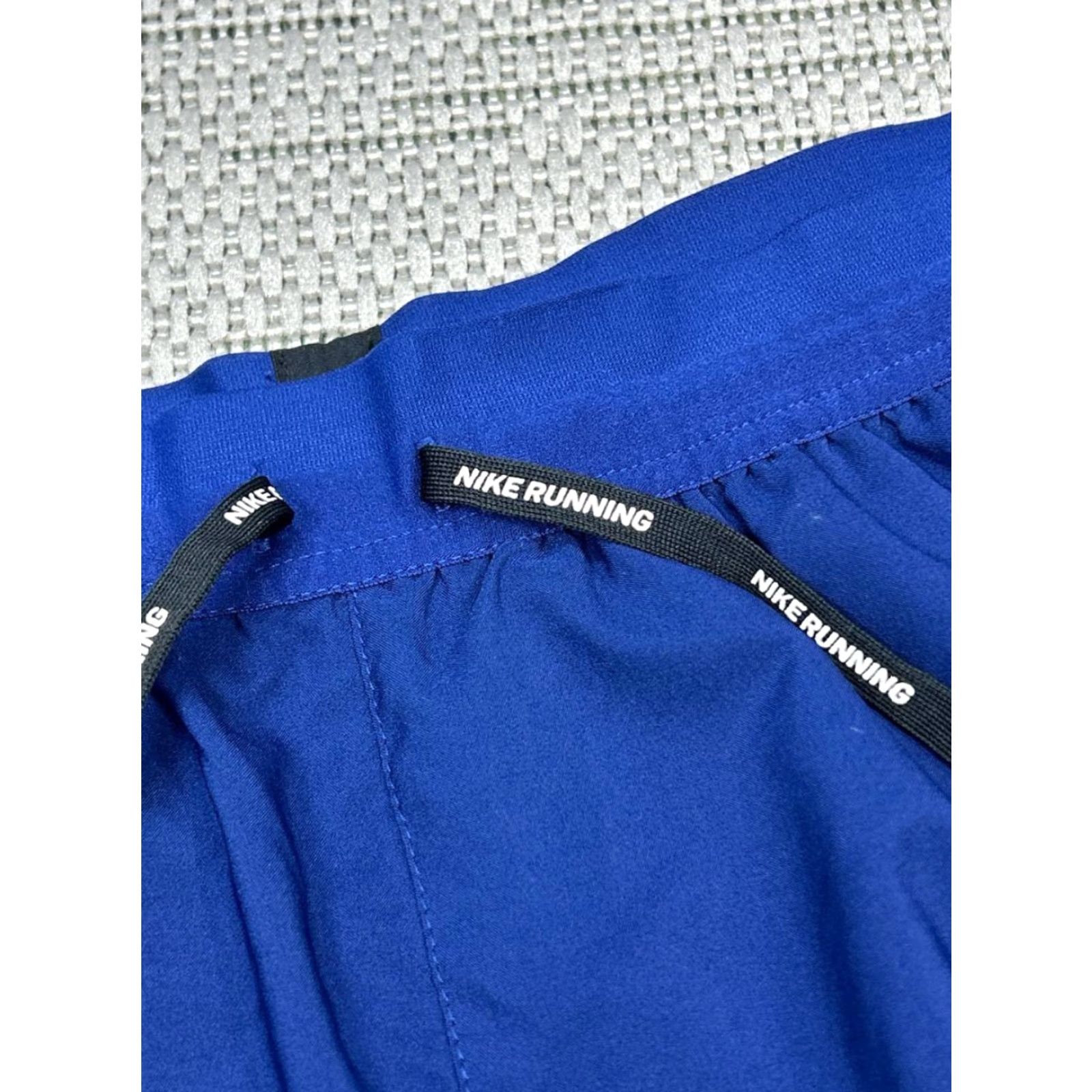 Nike Nike Running Shorts Womens M Dri-Fit Blue Drawstring Built In Liner Athletic Shorts Women Blue Nike Dri-Fit Running Shorts Size 32" / US 10 / IT 46 - 7 Thumbnail