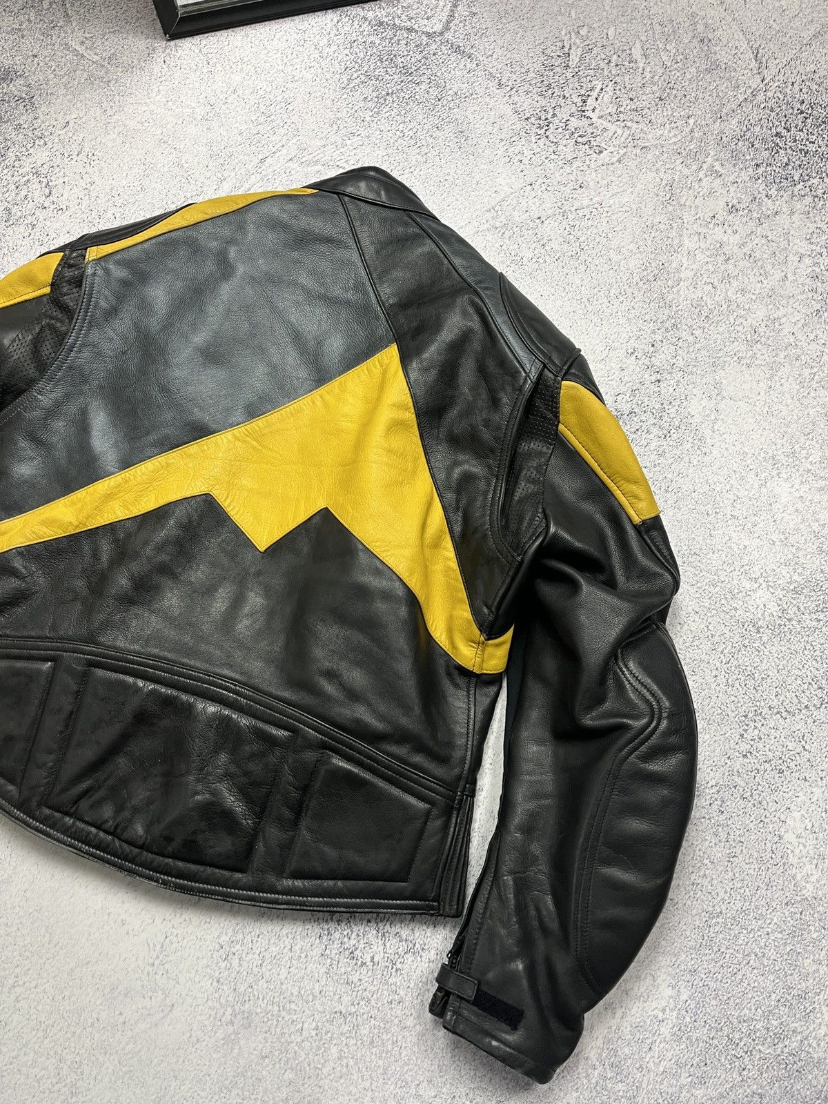 Genuine Leather Richa Black Moto Leather Jacket Vintage Racing Bike Size US S / EU 44-46 / 1 - 24 Thumbnail