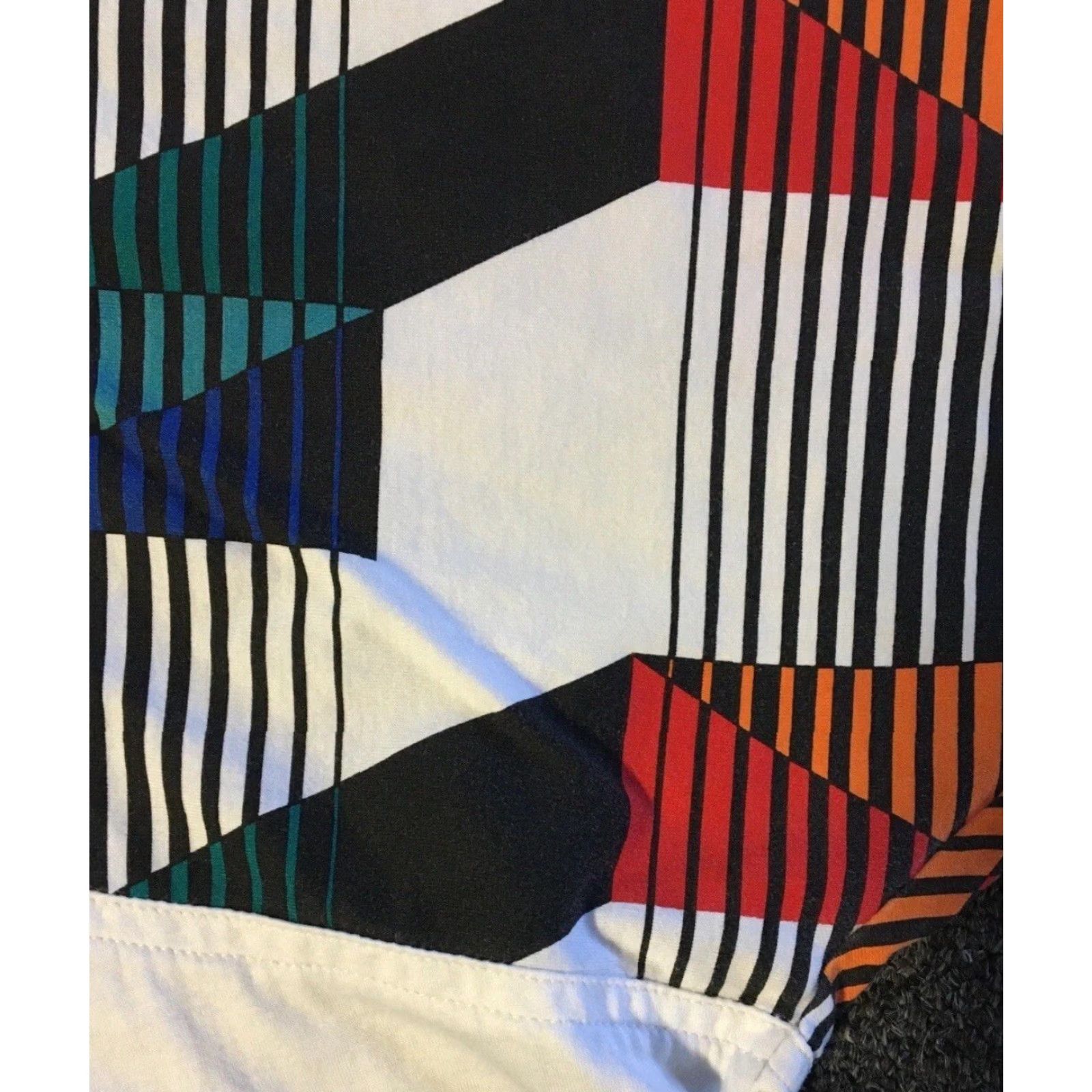Vintage VINTAGE Polo Shirt 90s Abstract Art All Over Print White L Mens Short Sleeve Polo, Rugby Style, AS-IS, Vaporwave, Grunge, Surf, Skate, USA, 80s Theme Size US L / EU 52-54 / 3 - 7 Thumbnail