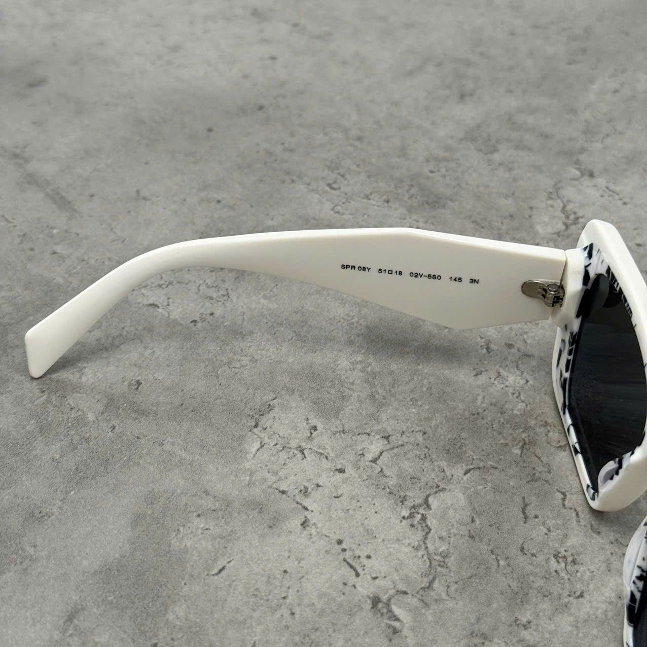 Prada PRADA 02V_5S0 Sunglasses WHITE Size ONE SIZE - 4 Thumbnail