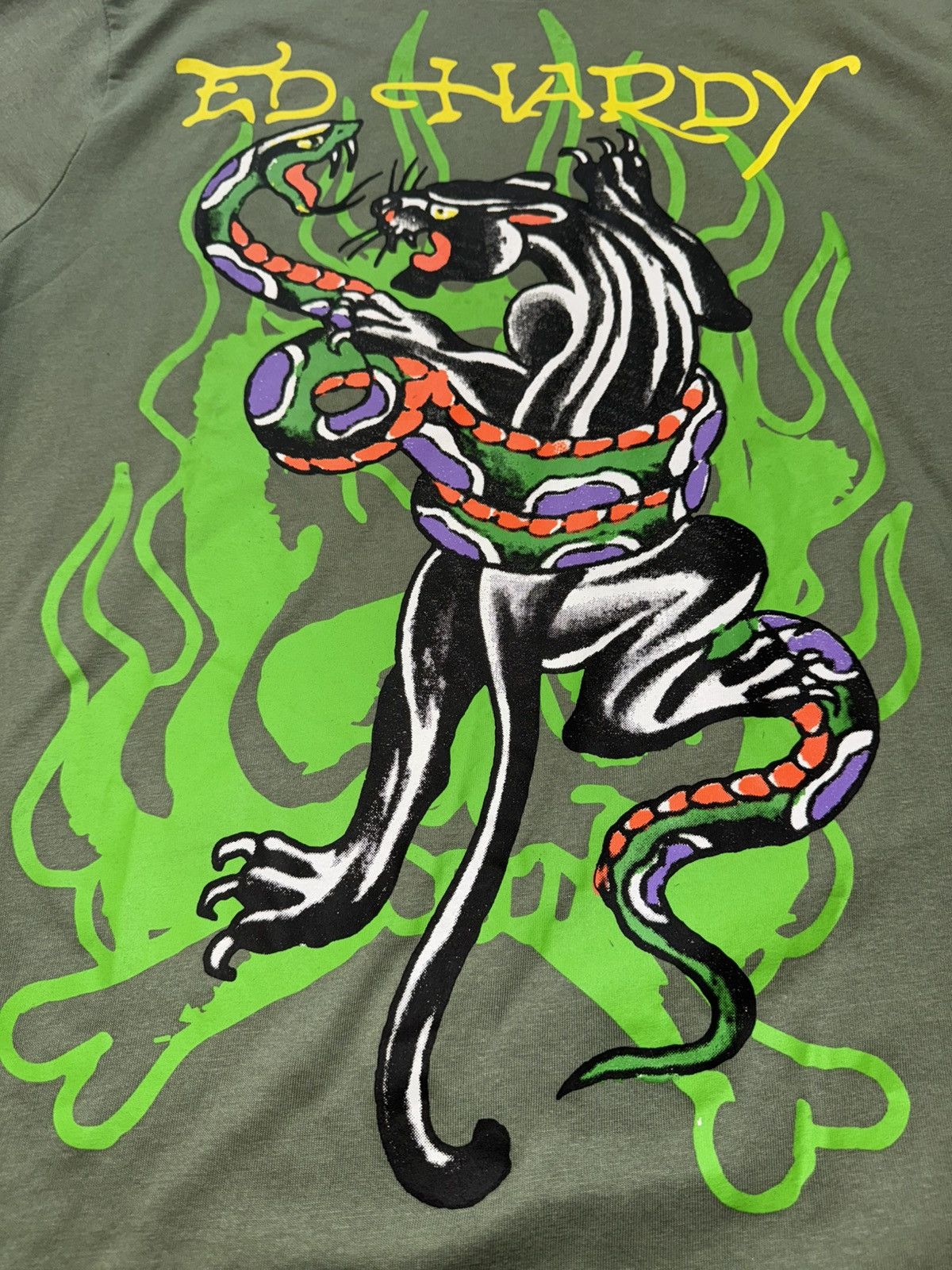 Ed Hardy Ed Hardy Olive Green Panther & Snake Graphic Tee large Size US L / EU 52-54 / 3 - 4 Thumbnail
