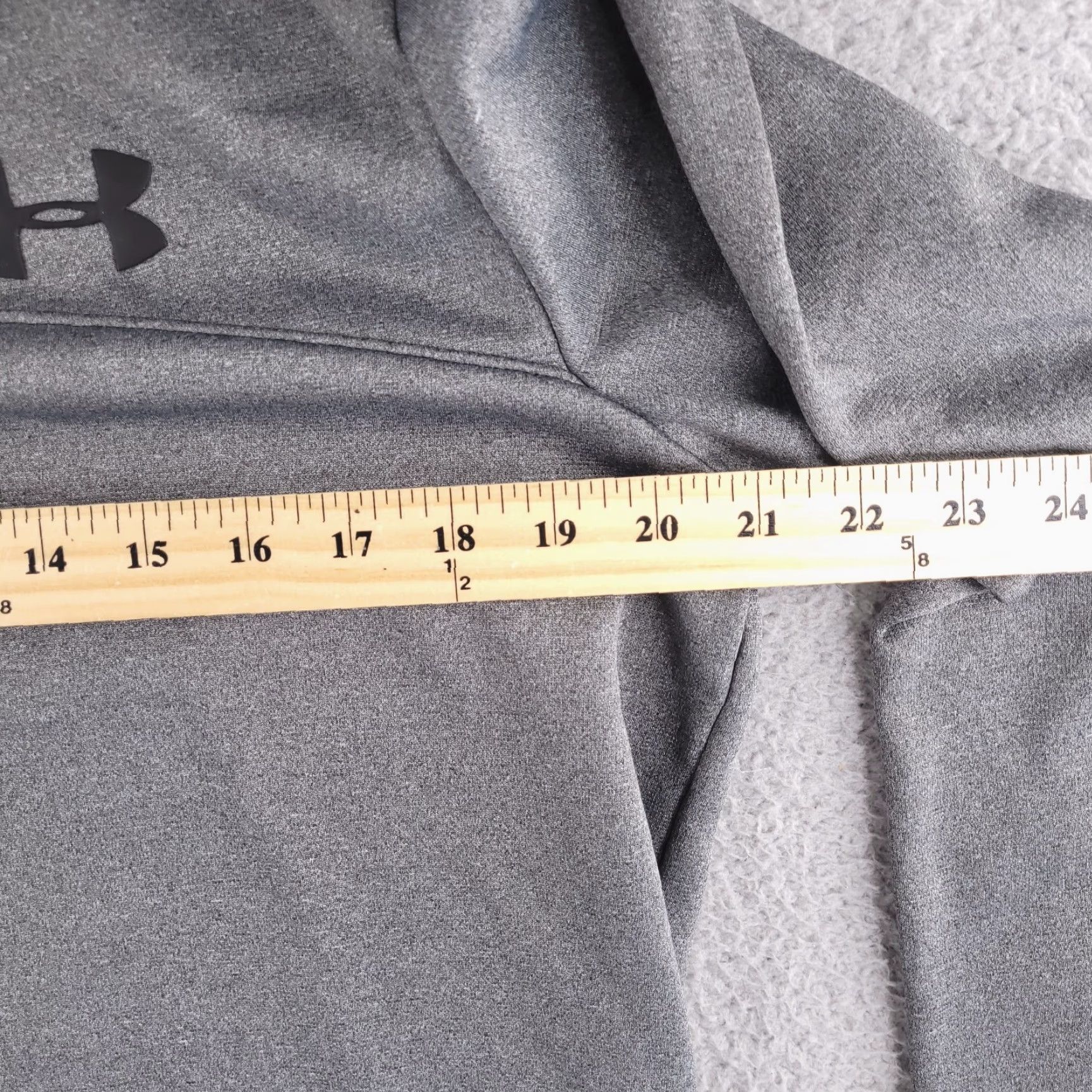 Under Armour Under Armour Sweater Mens Medium Quarter Zip Gray Golf Performance Polyester Pullover 1/4 Zip Logo Regular Size M Gray Mens Golf Under Armour Sweater Size US M / EU 48-50 / 2 - 7 Thumbnail